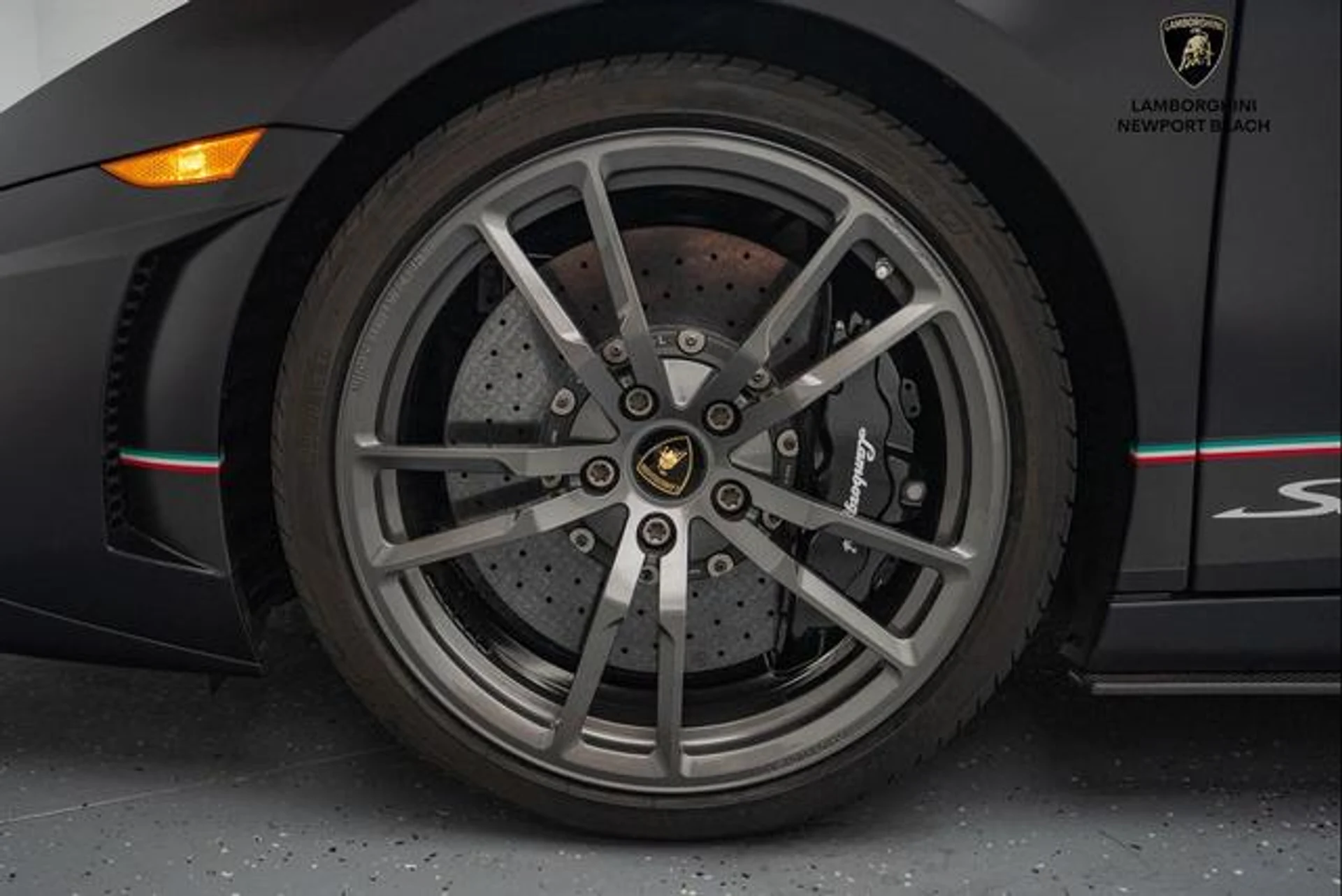 mph041_3812091836_v_Dzq_NIVOY_1_M_Ptfr_B98_Uq_Uu_J8f84_0f9ca081ae