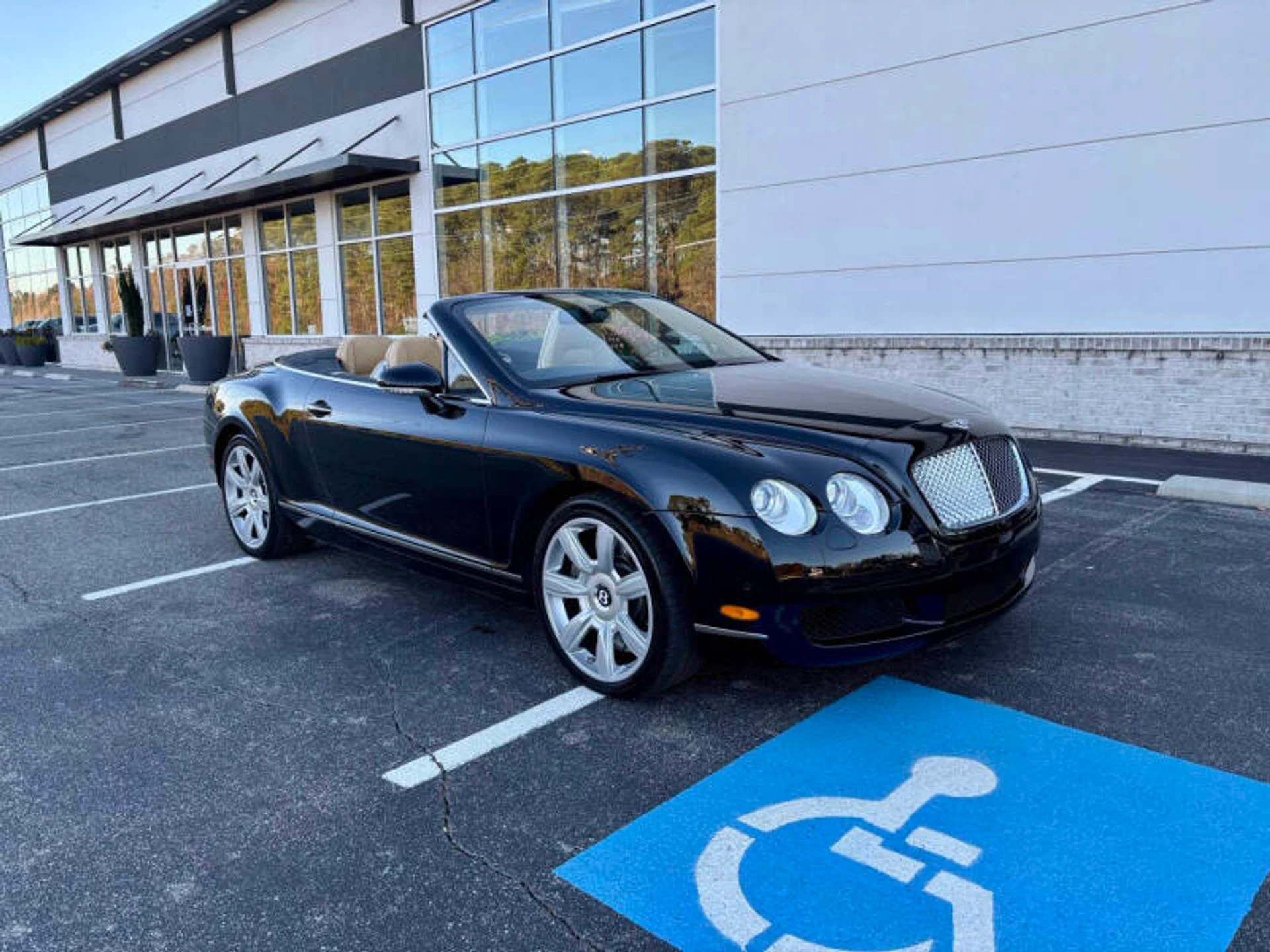 mph041_3822324269_2007_bentley_continental_gt_awd_2dr_convertible_36ec357e8a