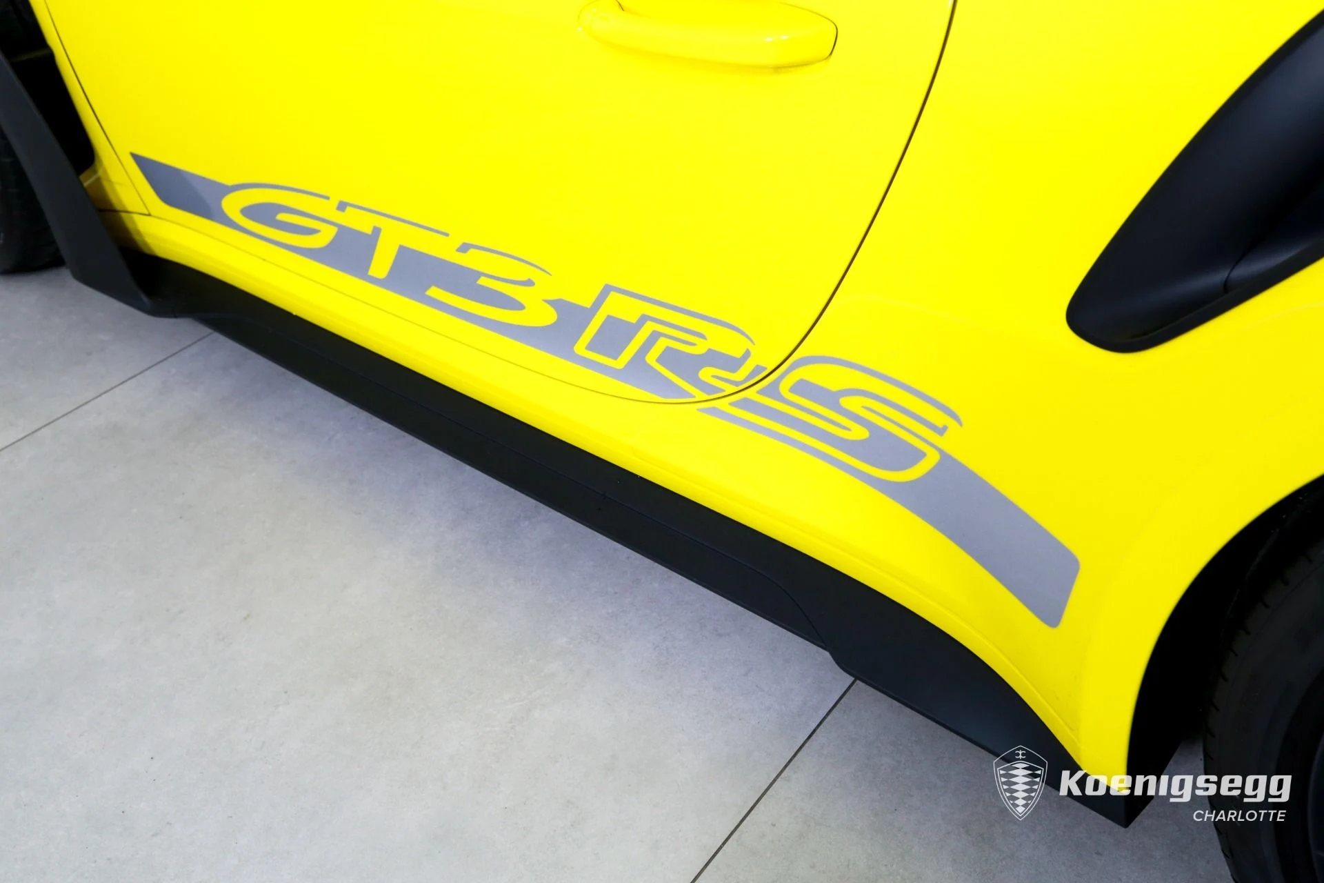 mph041_3826803927_Used_2024_Porsche_911_GT_3_RS_MANTHEY_1774641347_73cdcae87e