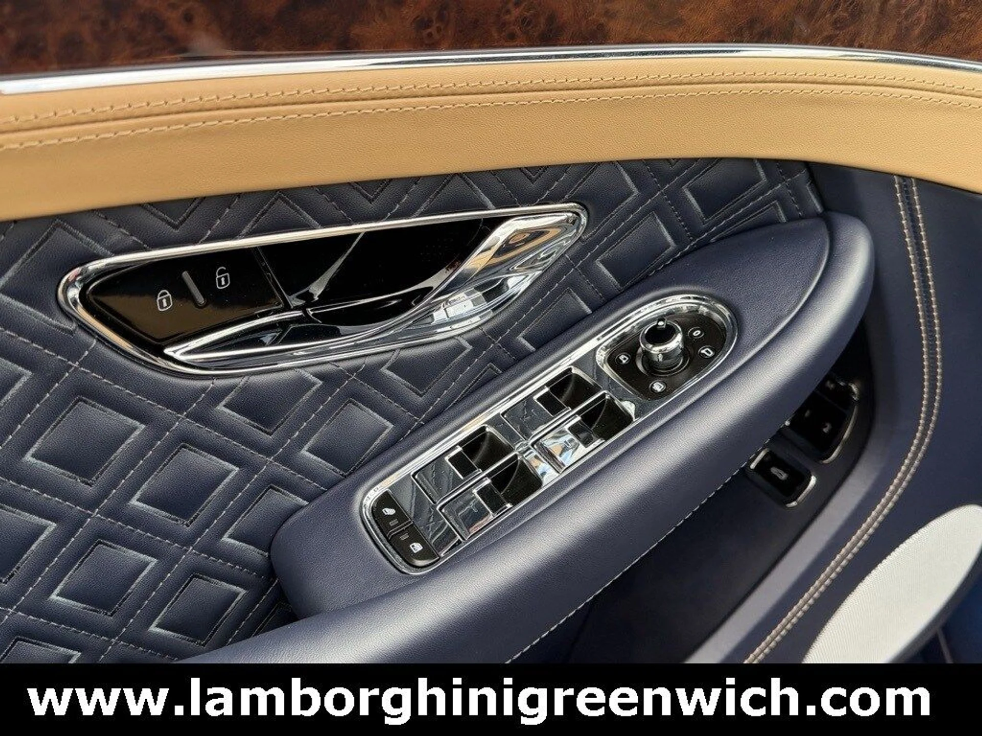 mph041_3834566414_9aec2cbcbf880fb9e1f05632cc8d6d6cx_dc316a2fb4