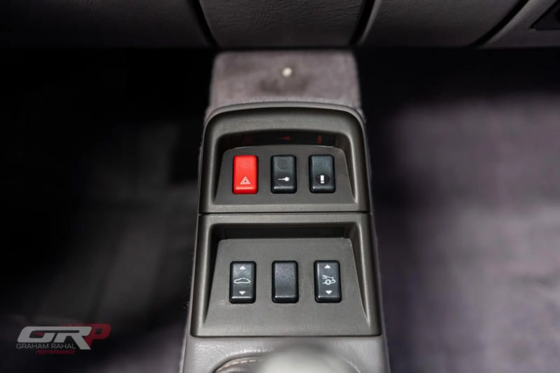 mph041_384804950_C6058_EF_0_E6_B7_4_CC_2_A369_9031_BF_038667_dc9755a33e