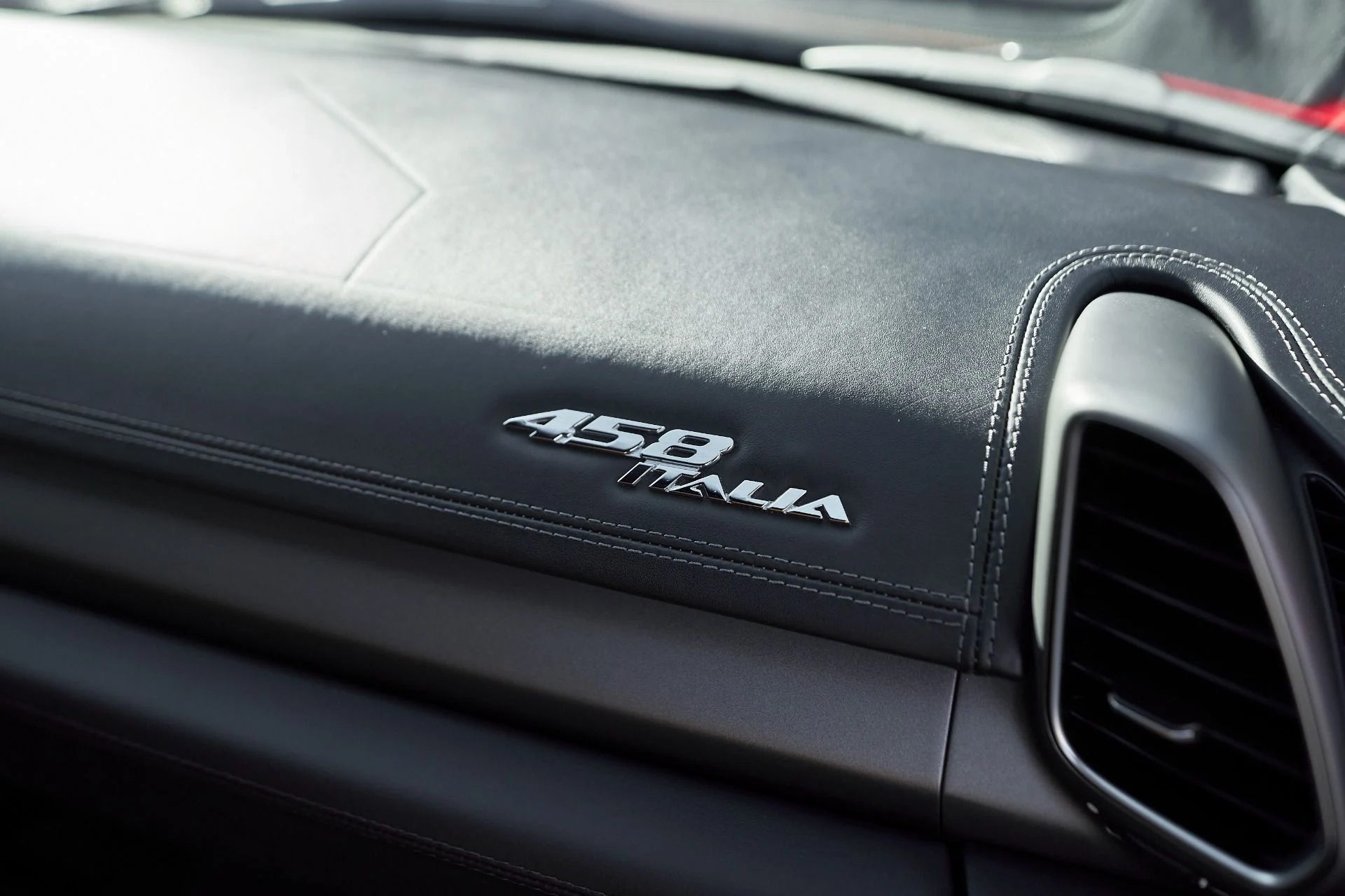 mph041_3866866699_Used_2013_Ferrari_458_Italia_Base_1764783154_720a151628