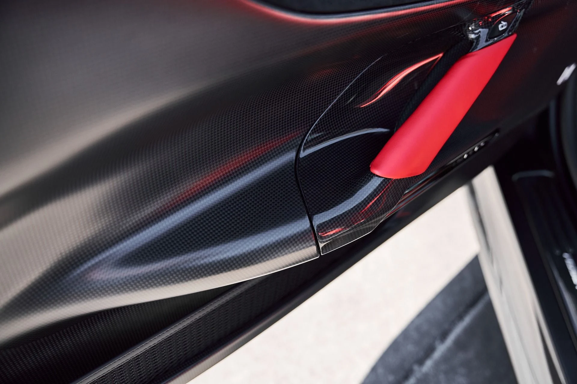 mph041_3866901899_Used_2023_Ferrari_SF_90_Stradale_Base_1772922943_82589613eb