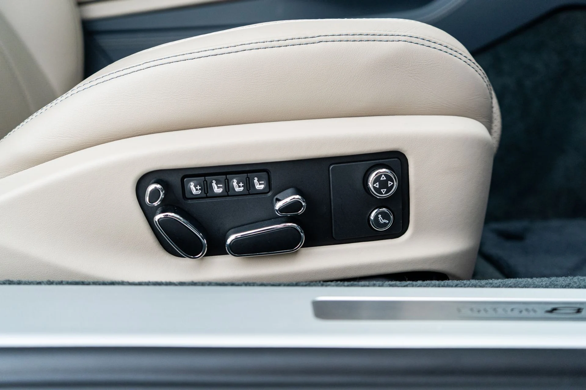 mph041_3871280018_976a507c_449c_4d23_a4cb_c17508e36c3c_7193702489