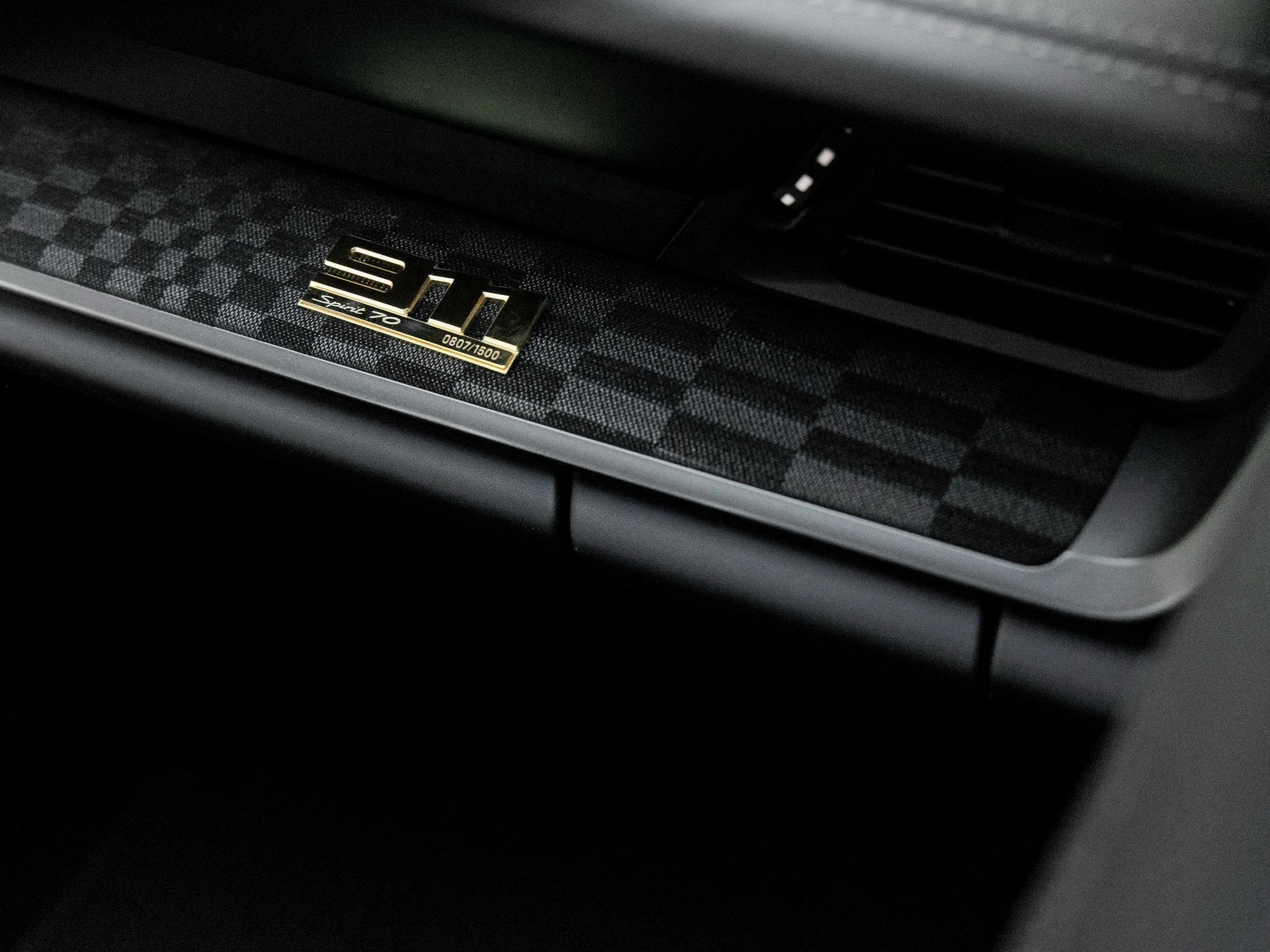 mph041_3876305097_42_5cee490343