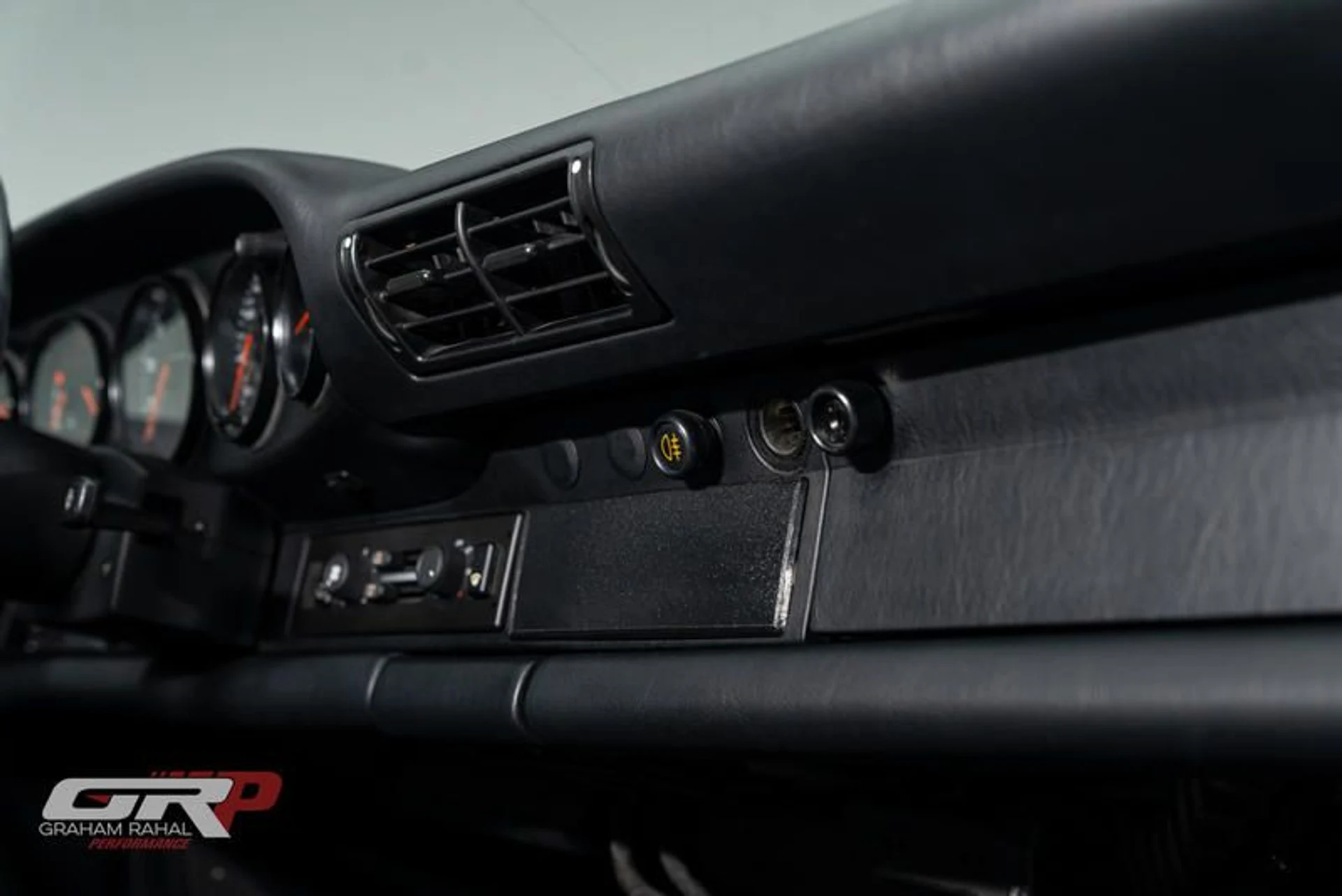 mph041_3879763000_C4_E273_A3_8_C3_C_4_BCF_9_D52_99_B8_DE_1_D1350_599efd820c