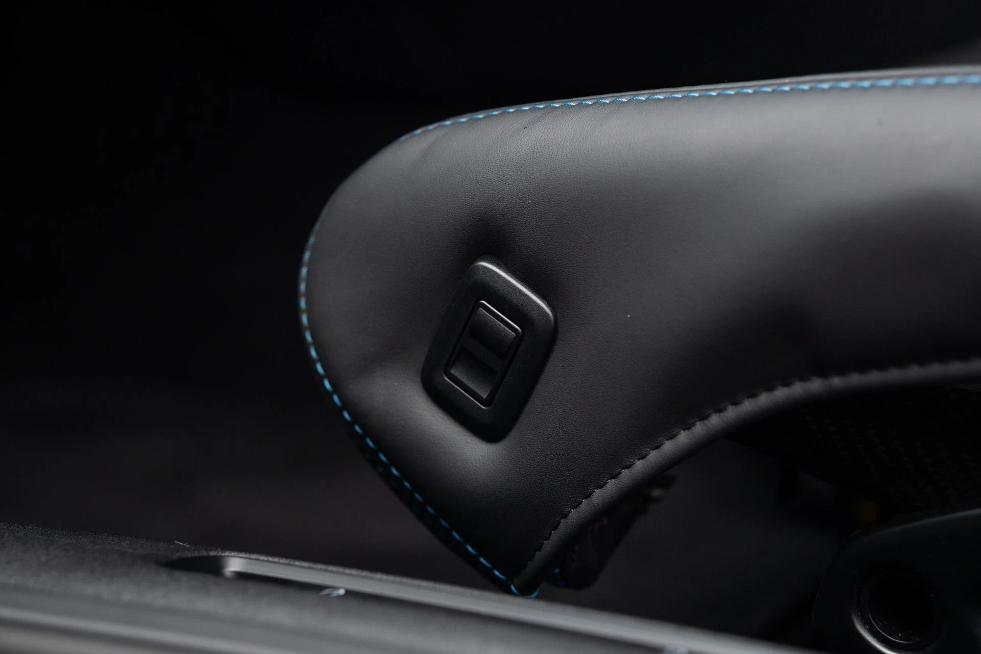 mph041_3881635303_Used_2024_Porsche_911_GT_3_1768339122_f2baf16262