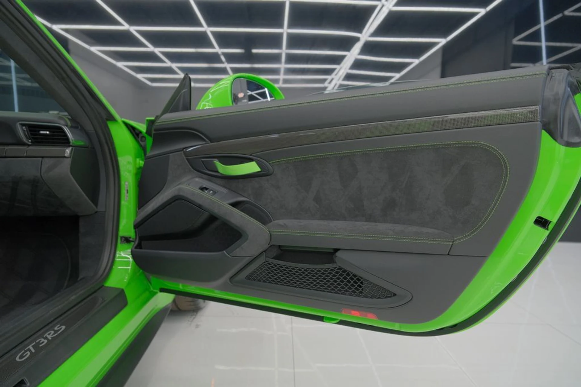 mph041_3903917957_67f018161e41ed3d7014bdfd8e4e24aa_28cb221982