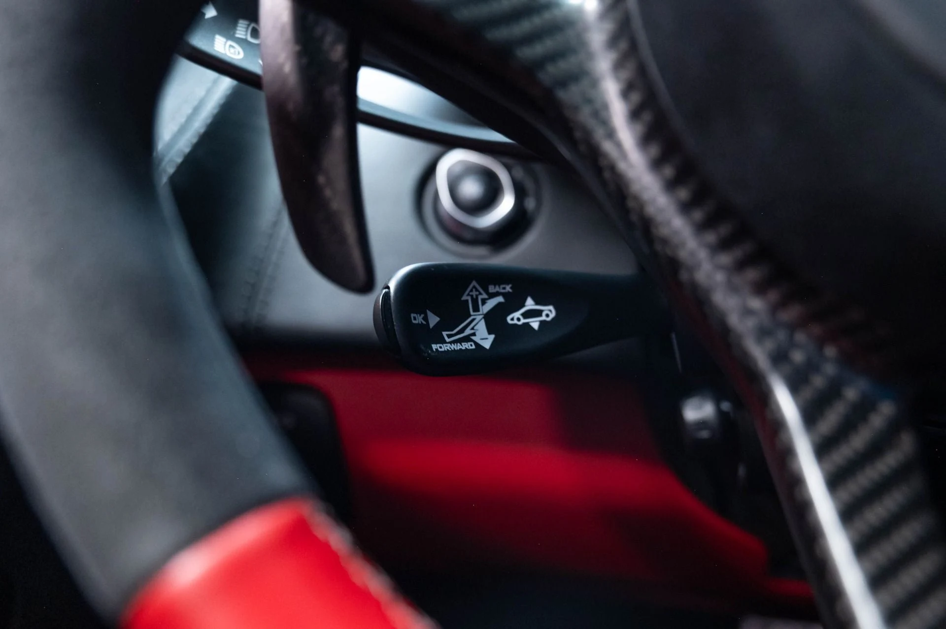mph041_3915589466_Used_2019_Mc_Laren_570_S_1783628285_320076e2ba