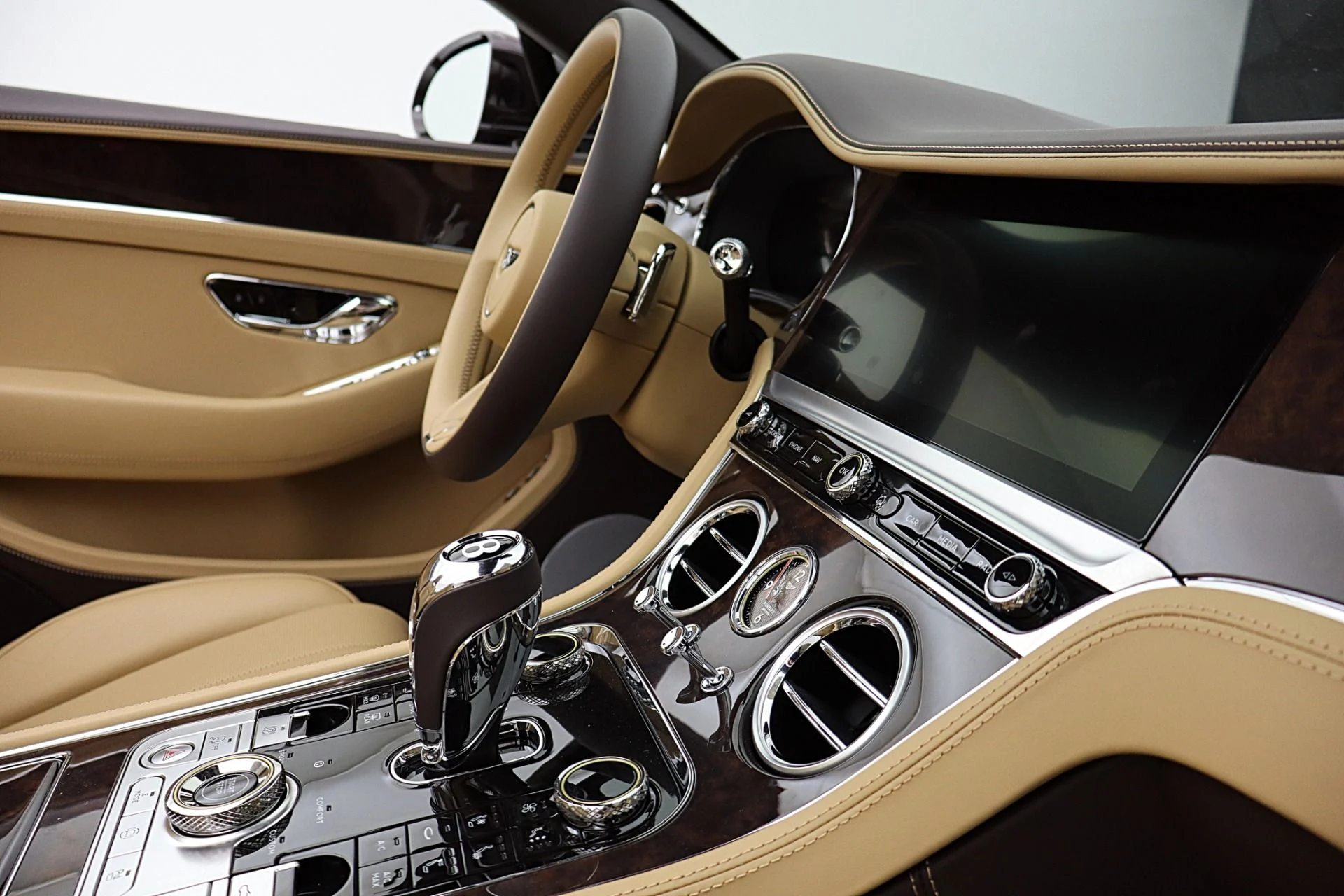 mph041_3918326094_New_2026_Bentley_Continental_GTC_3876dc91ab