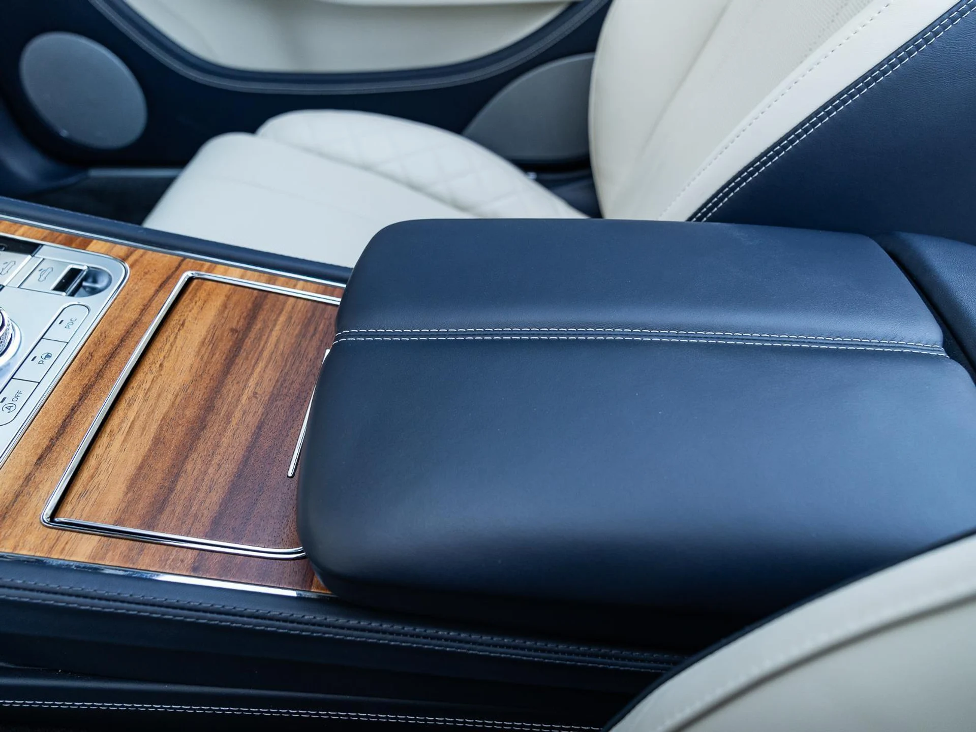 mph041_3918600946_Used_2022_Bentley_Continental_GT_Mulliner_1771927239_7e7af1bb58