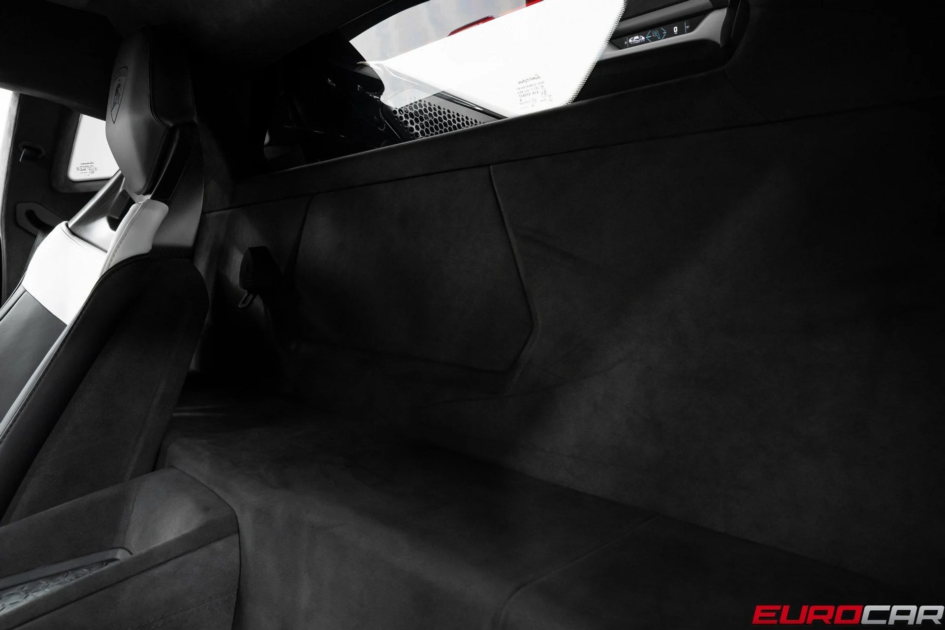 mph041_392397815_image_42_53a6107496