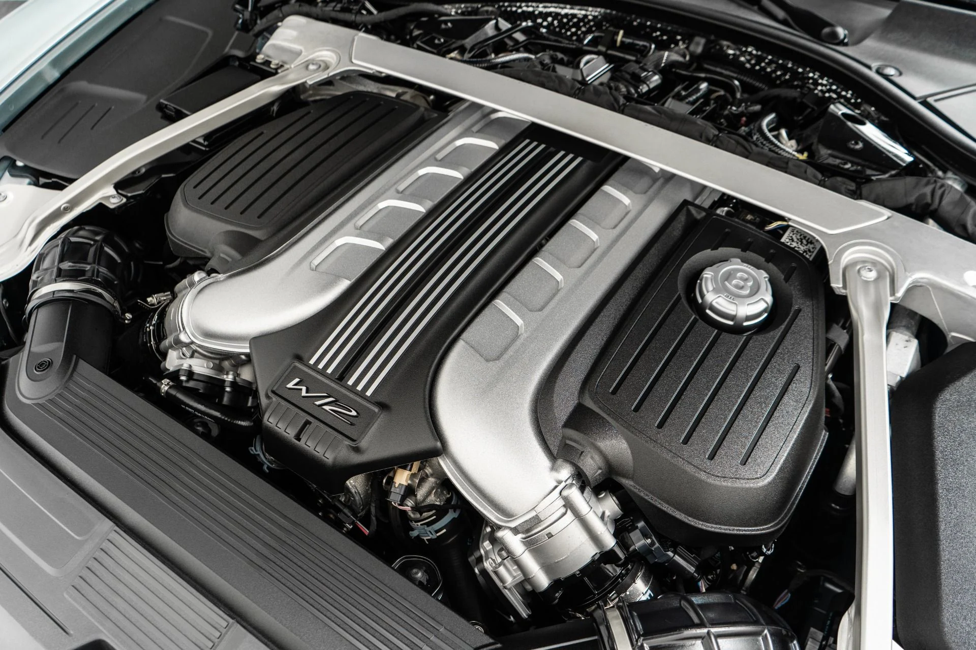 mph041_3946008415_Used_2024_Bentley_Continental_GTC_Speed_1735846633_9c023225d9