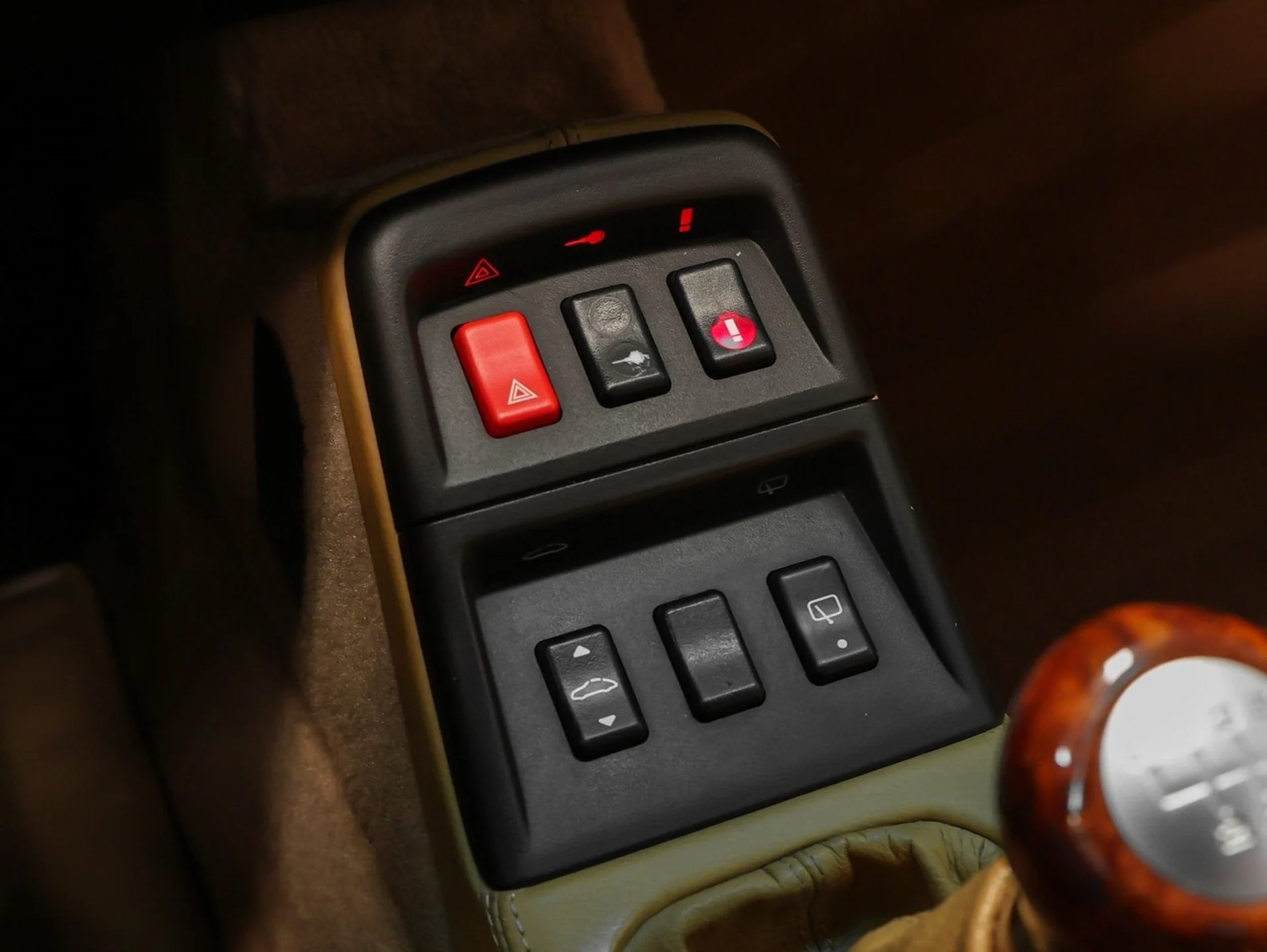 mph041_3949967928_42_f147551188