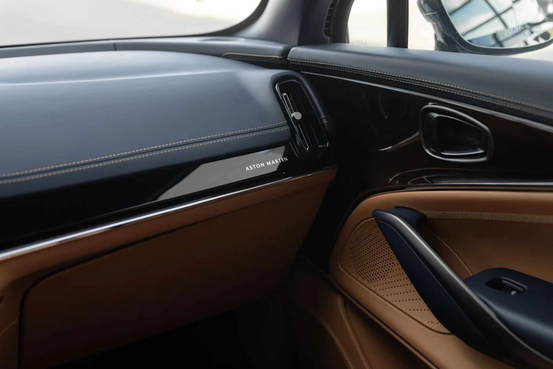 mph041_395873074_1f468a4b3693199bbae9c2aab5bc87a0x_a795eb81e4