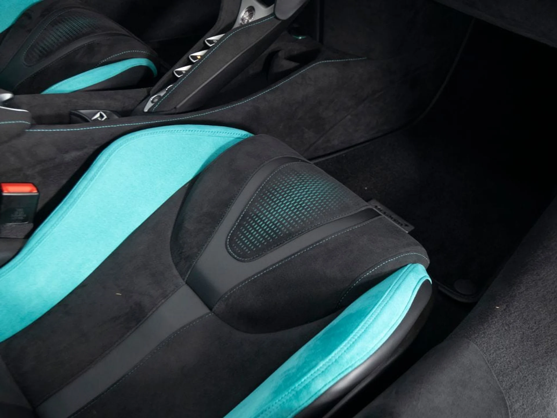 mph041_3980203952_99a9e7267dd05b232049da1ceabb4235x_3b0d2c530a