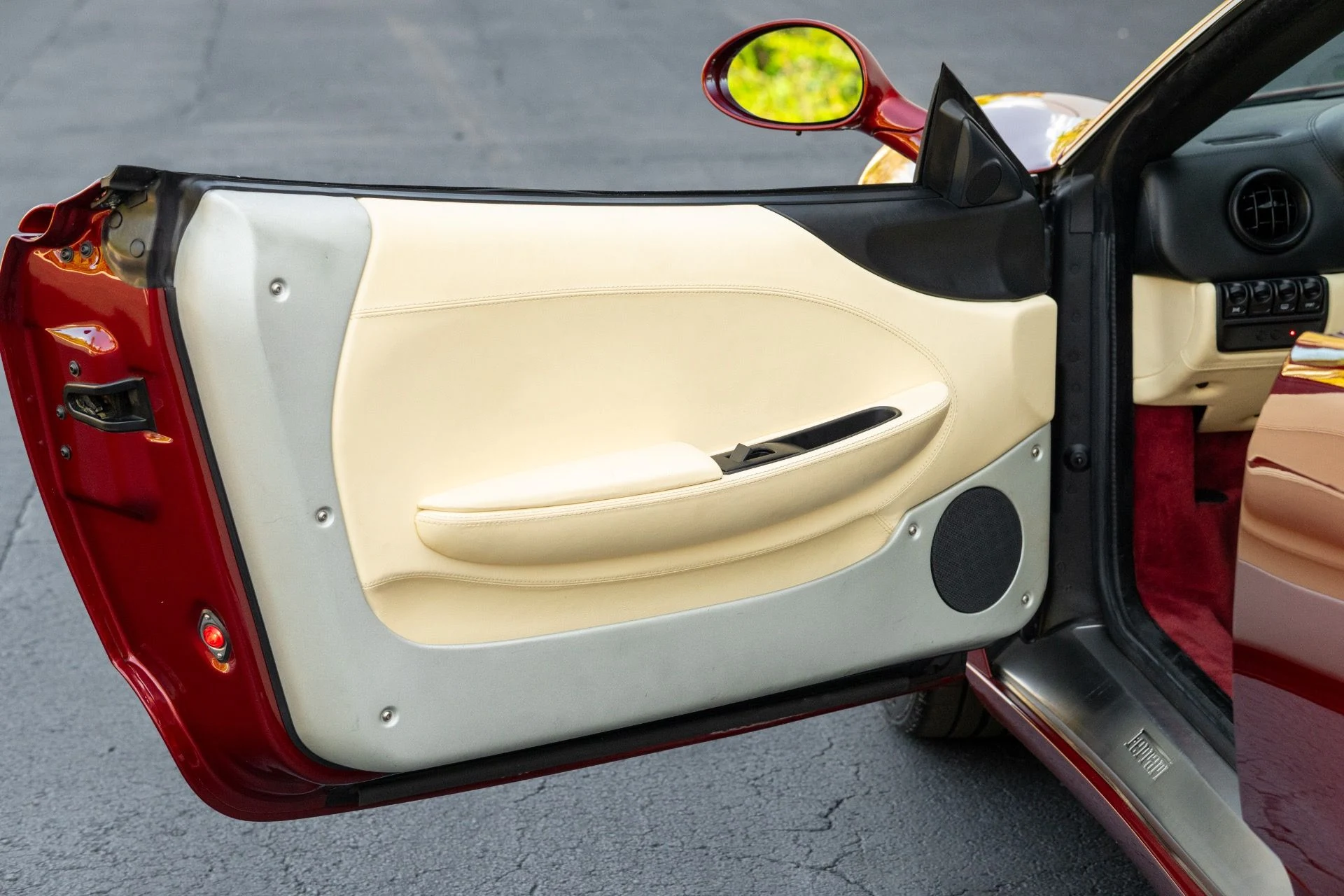 mph041_3984548293_Used_2000_Ferrari_360_Modena_1772217645_83ebb0e1be