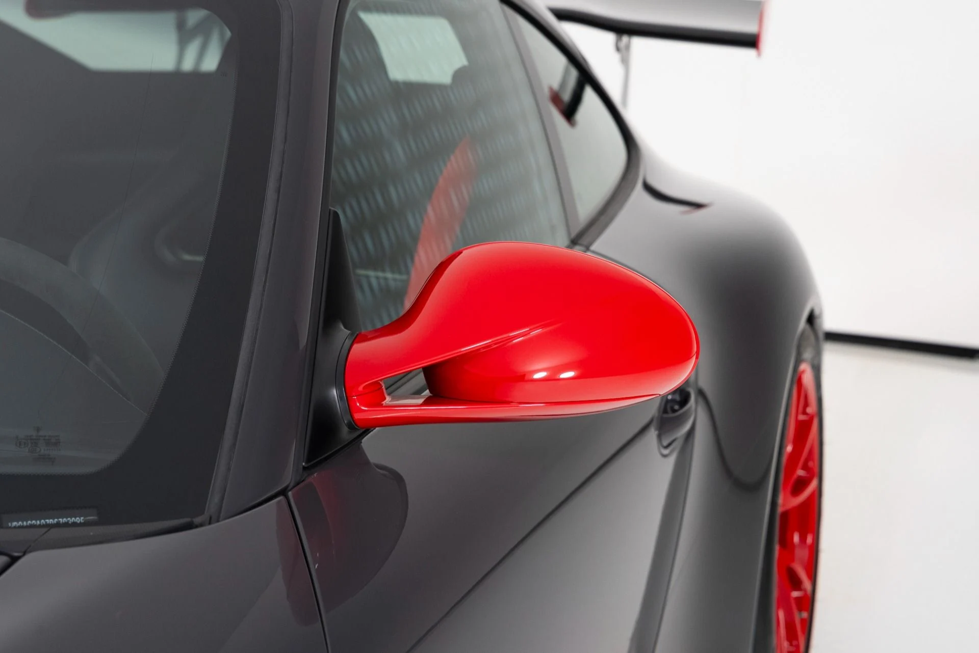 mph041_3984908892_Used_2011_Porsche_911_GT_3_RS_1750467738_d453dbc736