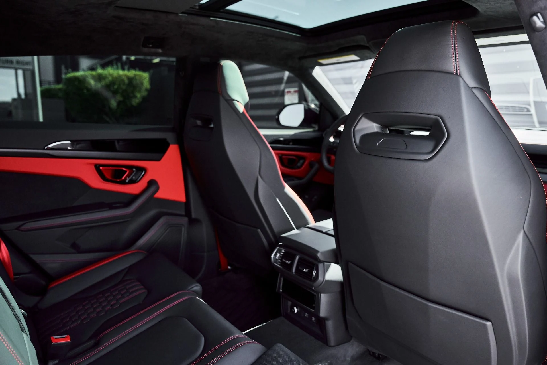 mph041_4015069840_Used_2023_Lamborghini_Urus_S_1780535995_eff693bb48