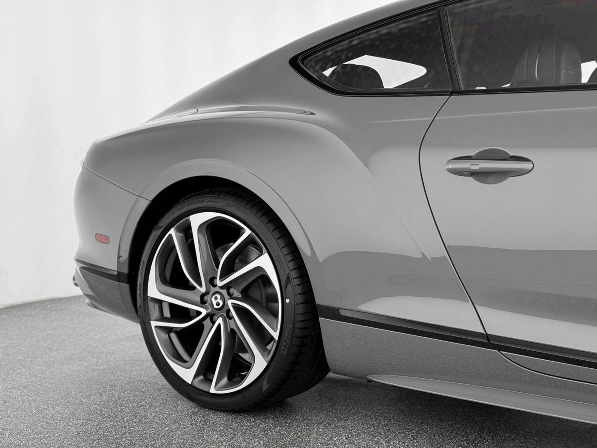 mph041_402082212_05874bd34ab75575d1107836d30d2c45x_2c10a3fe02