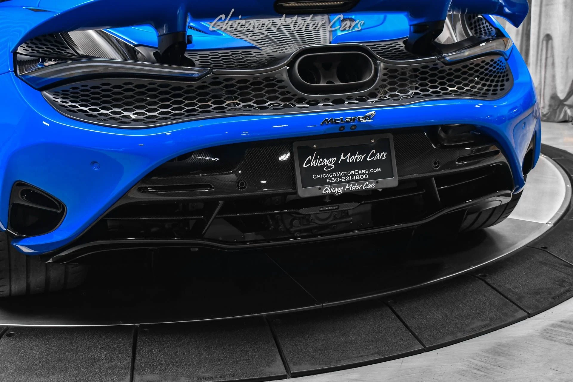 mph041_4026543650_13187_p42_l_8718cc8e95