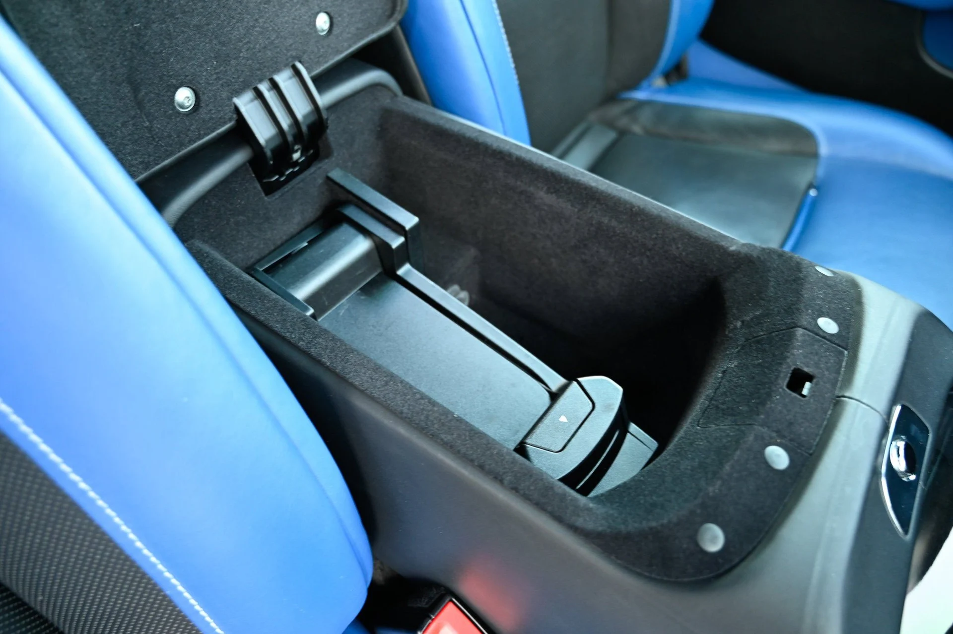 mph041_4060908405_5082280dcf9646ffb5a00f441ecc691f_cda305453f