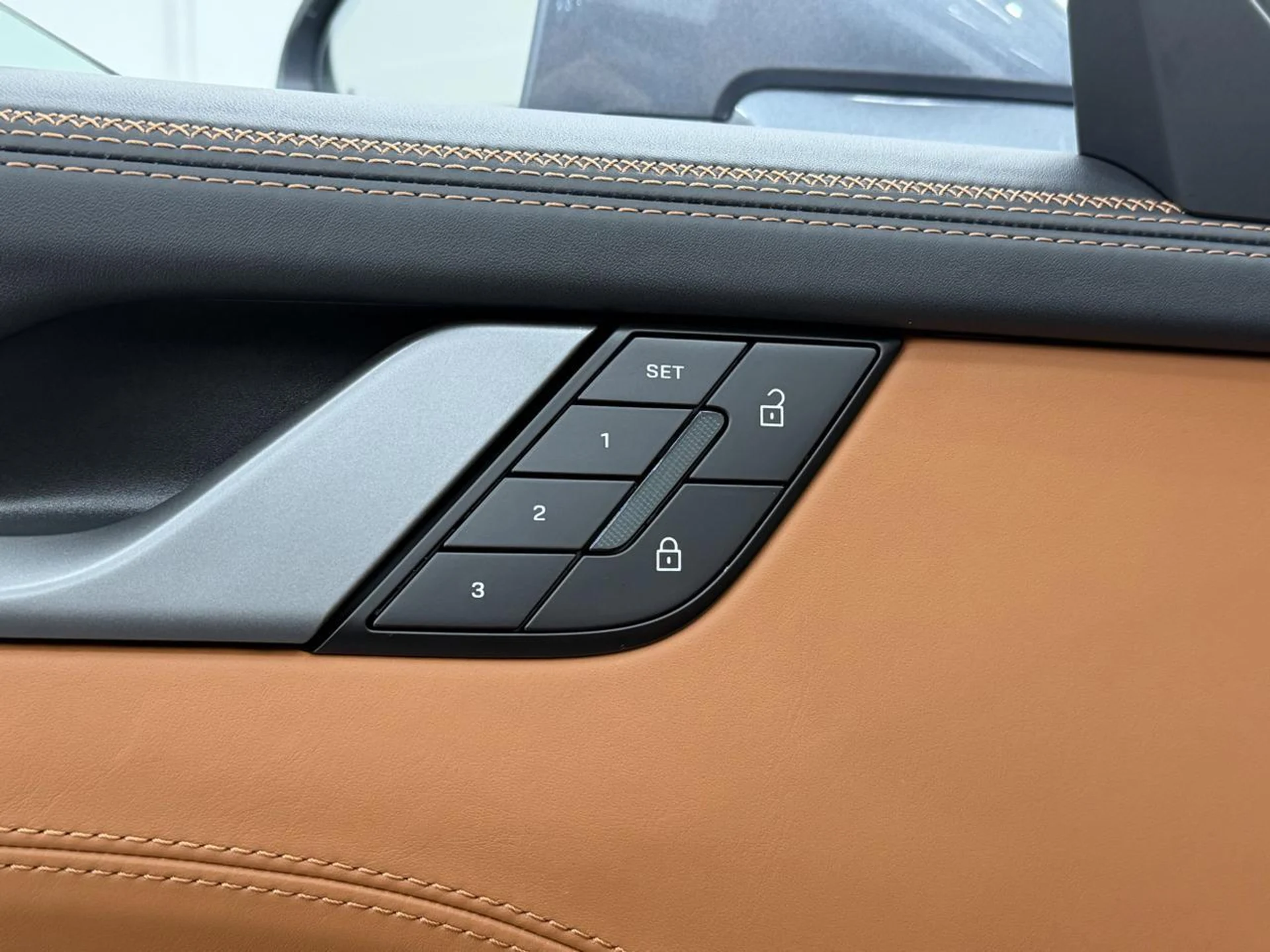 mph041_4061060138_cd9ab8ceac214a06816b6d0662983f5d_d812a9e1a6