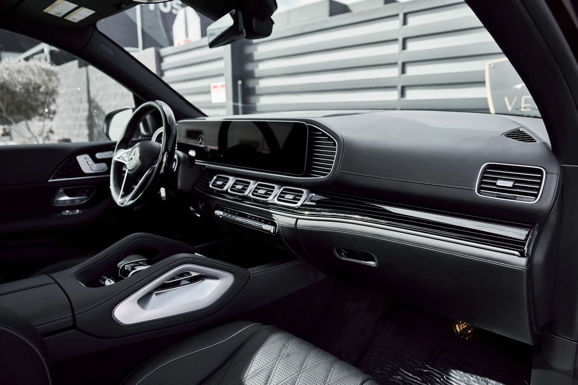 mph041_4068345126_Used_2024_Mercedes_Benz_GLS_Maybach_GLS_600_1773530618_e793d9a2bb