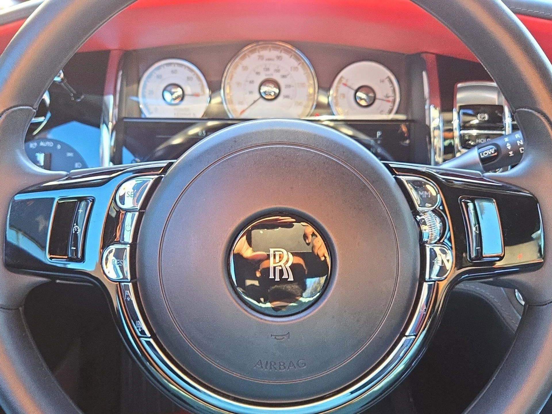 mph041_4079544138_249c1258a92fc9f40ed9036152aae230x_6292b26ed5