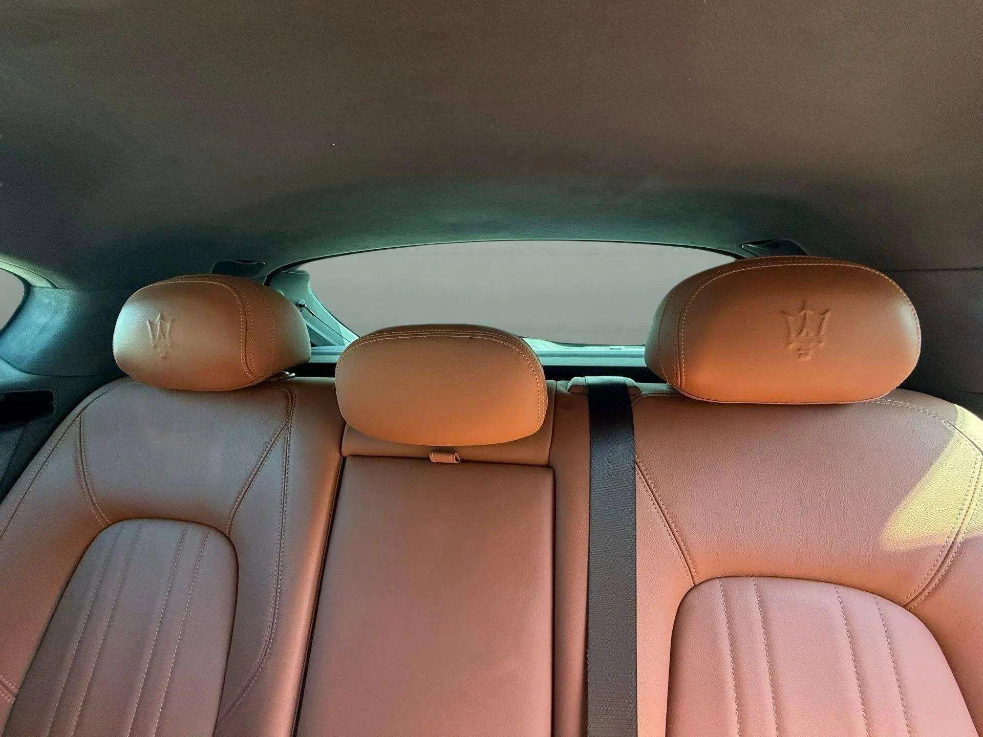 mph041_4137335237_e7a87b1b480d411bb81672a85f4d93e0_0e32449125