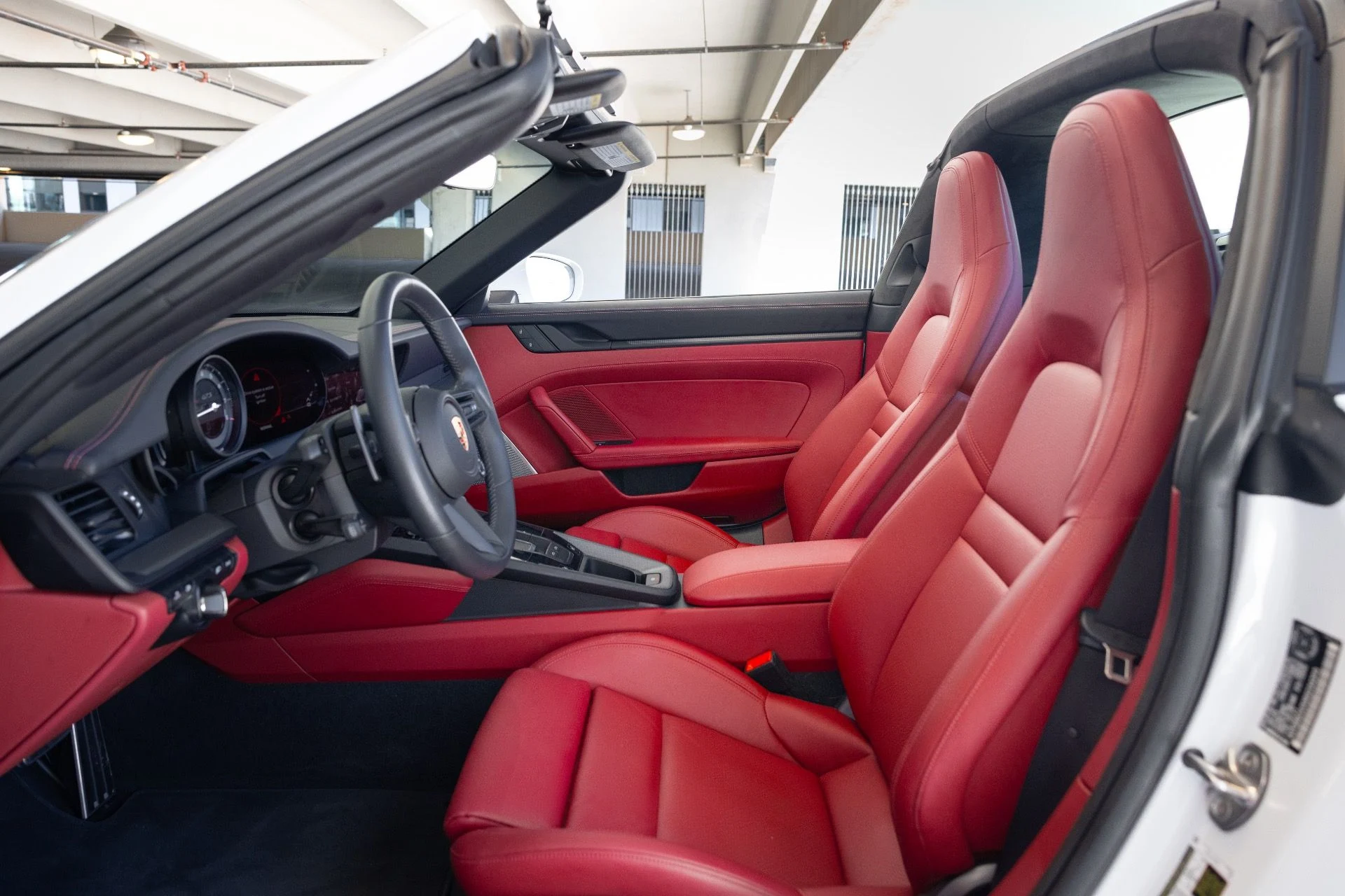 mph041_4140076663_Used_2024_Porsche_911_Targa_4_GTS_1781911832_e884e41e52