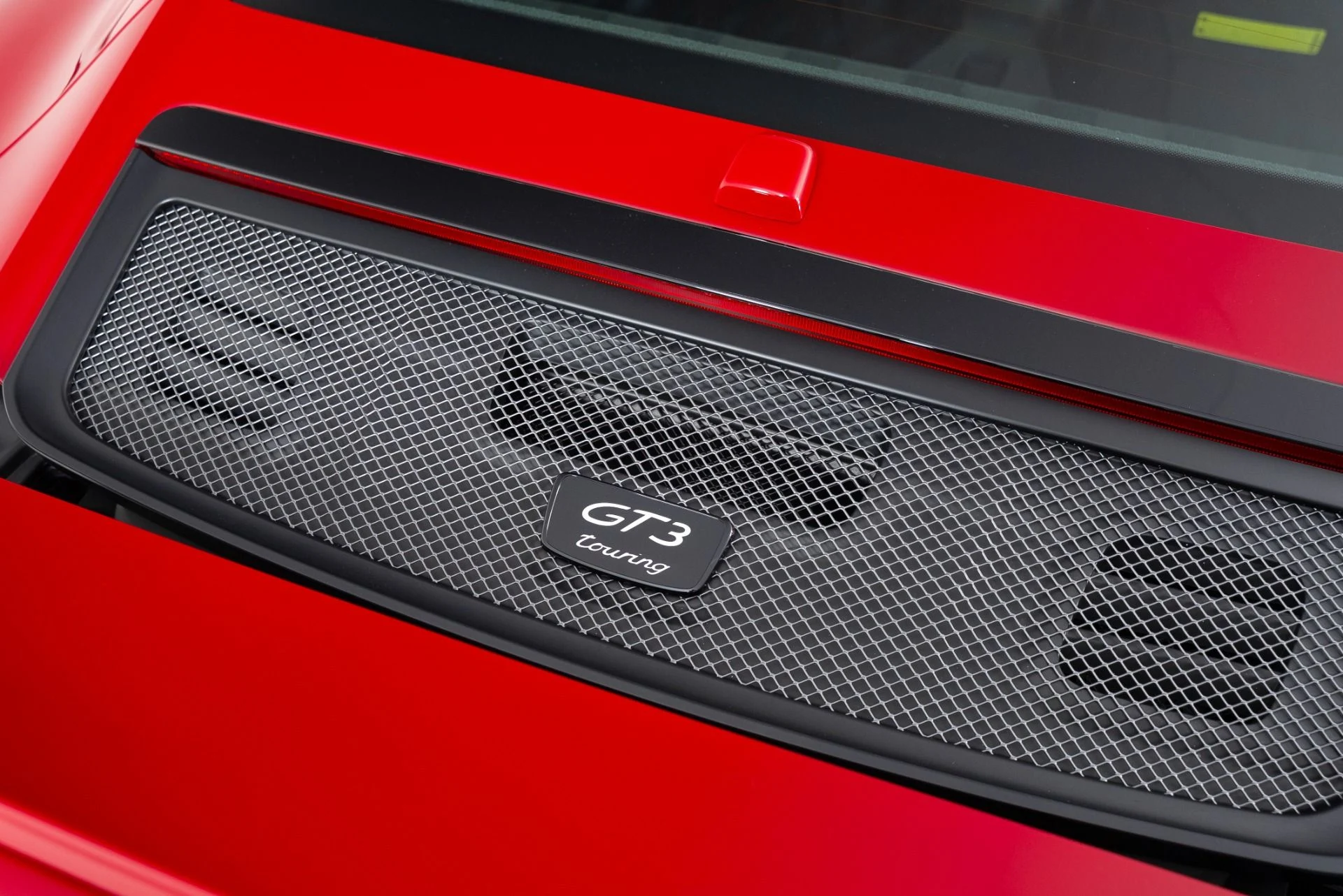 mph041_4185423511_Used_2019_Porsche_911_GT_3_1757463296_c8fc119195