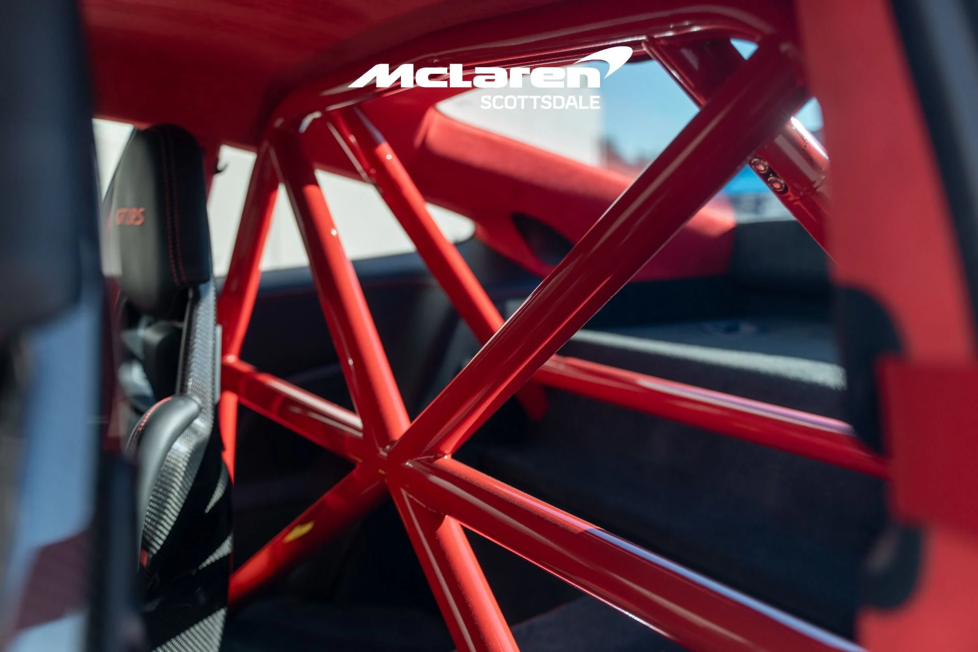 mph041_4189109_Used_2018_PORSCHE_911_GT_2_RS_1765679912_23a3493daf