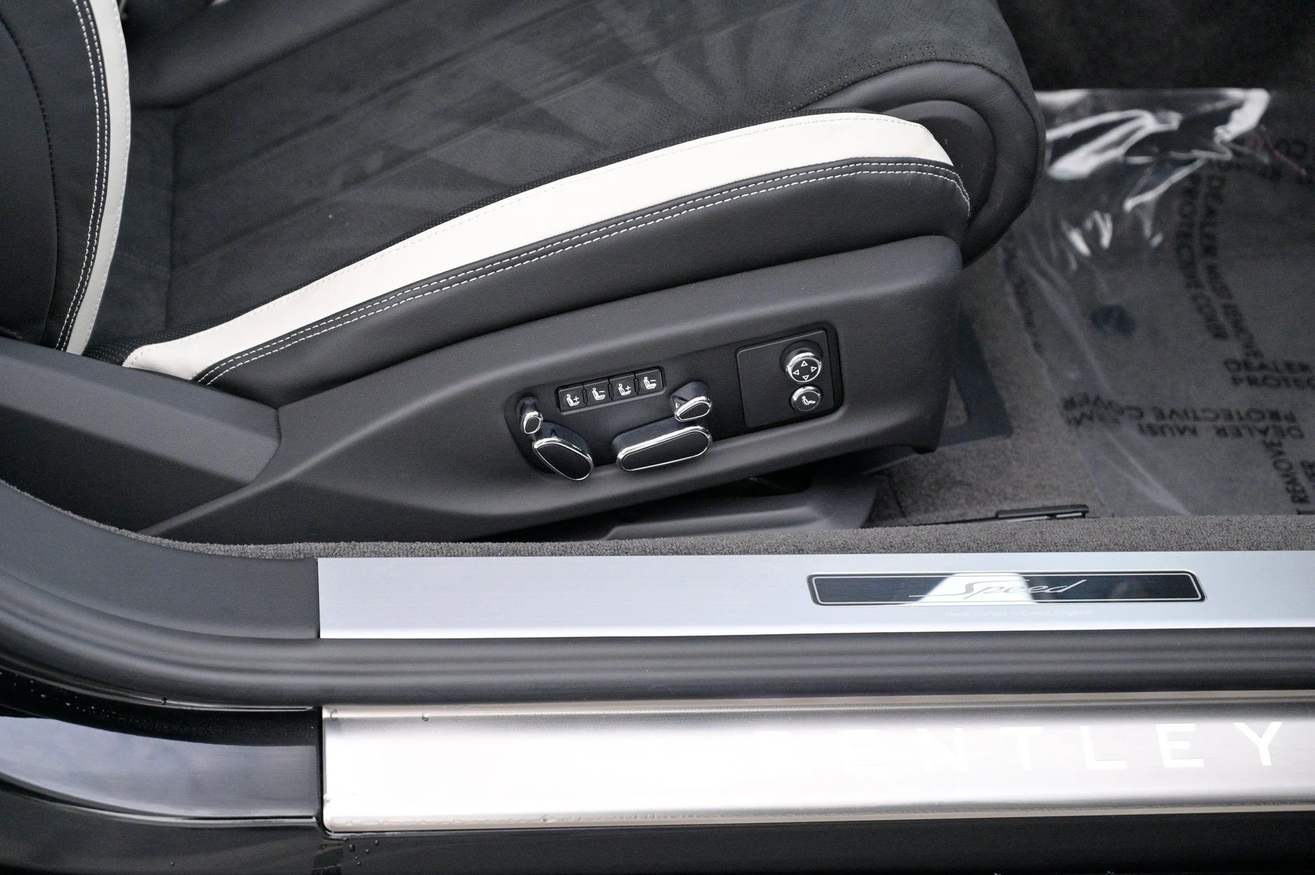 mph041_4220391057_5e4b541410f94eddbd8dd21952352605_7123044f3d