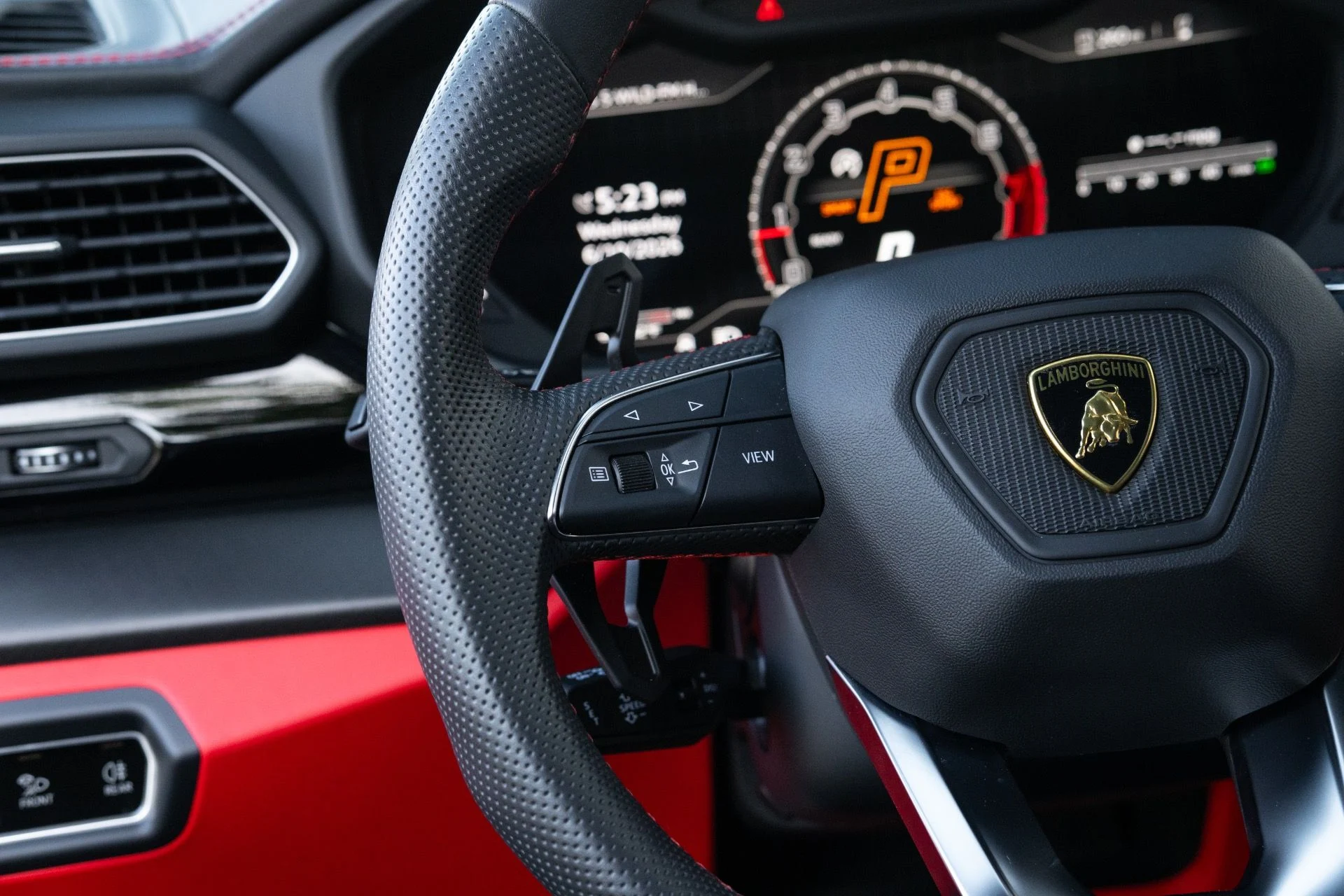 mph041_4226852673_Used_2024_Lamborghini_Urus_S_1781216022_87d075f70b