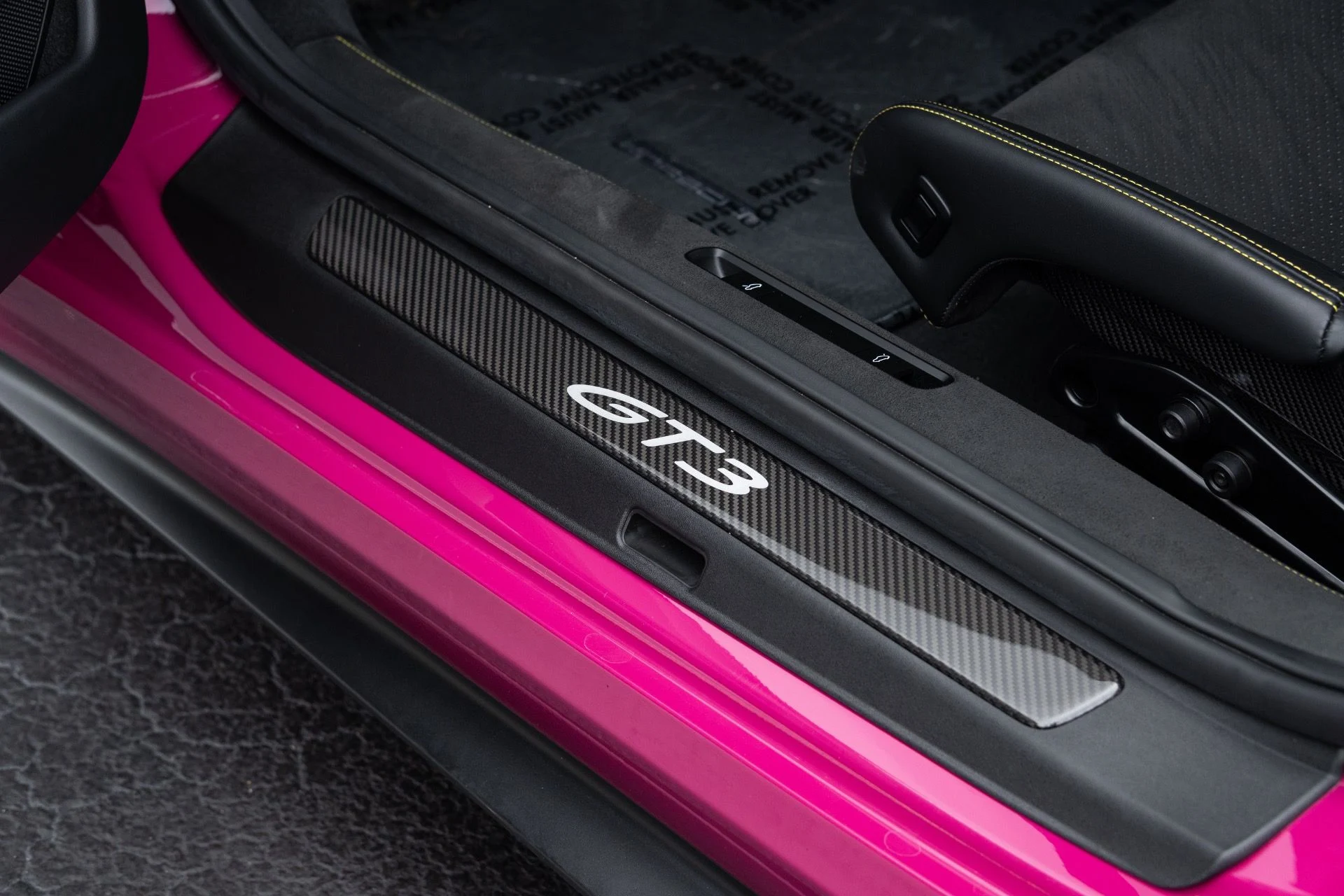 mph041_4231984752_Used_2024_Porsche_911_GT_3_1776966322_92b742d15c