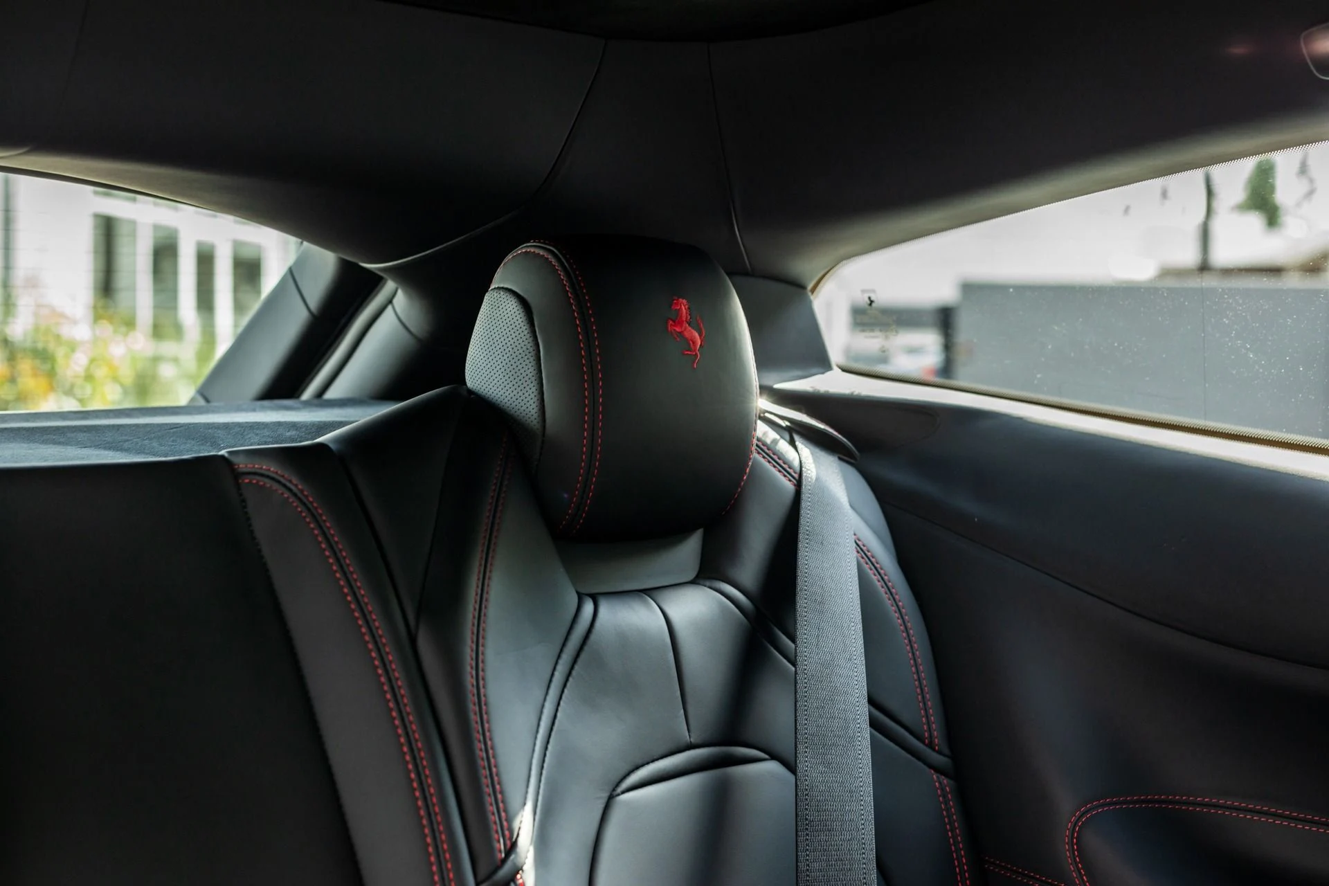 mph041_4235709283_Used_2018_Ferrari_GTC_4_Lusso_T_1701305219_51ce97db7d