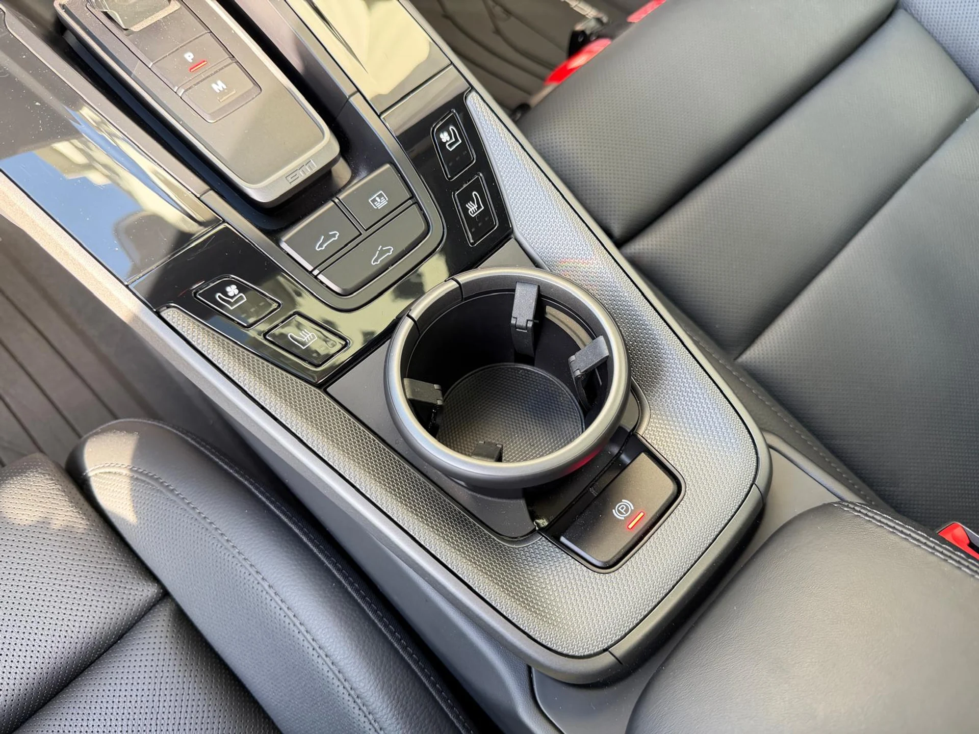 mph041_424519976_Whats_App_Image_2025_12_18_at_5_56_32_PM_4_784e6afa47