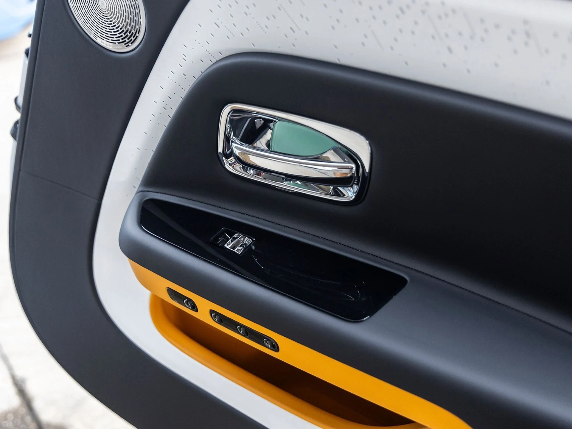 mph041_4249939788_42_f781177b84