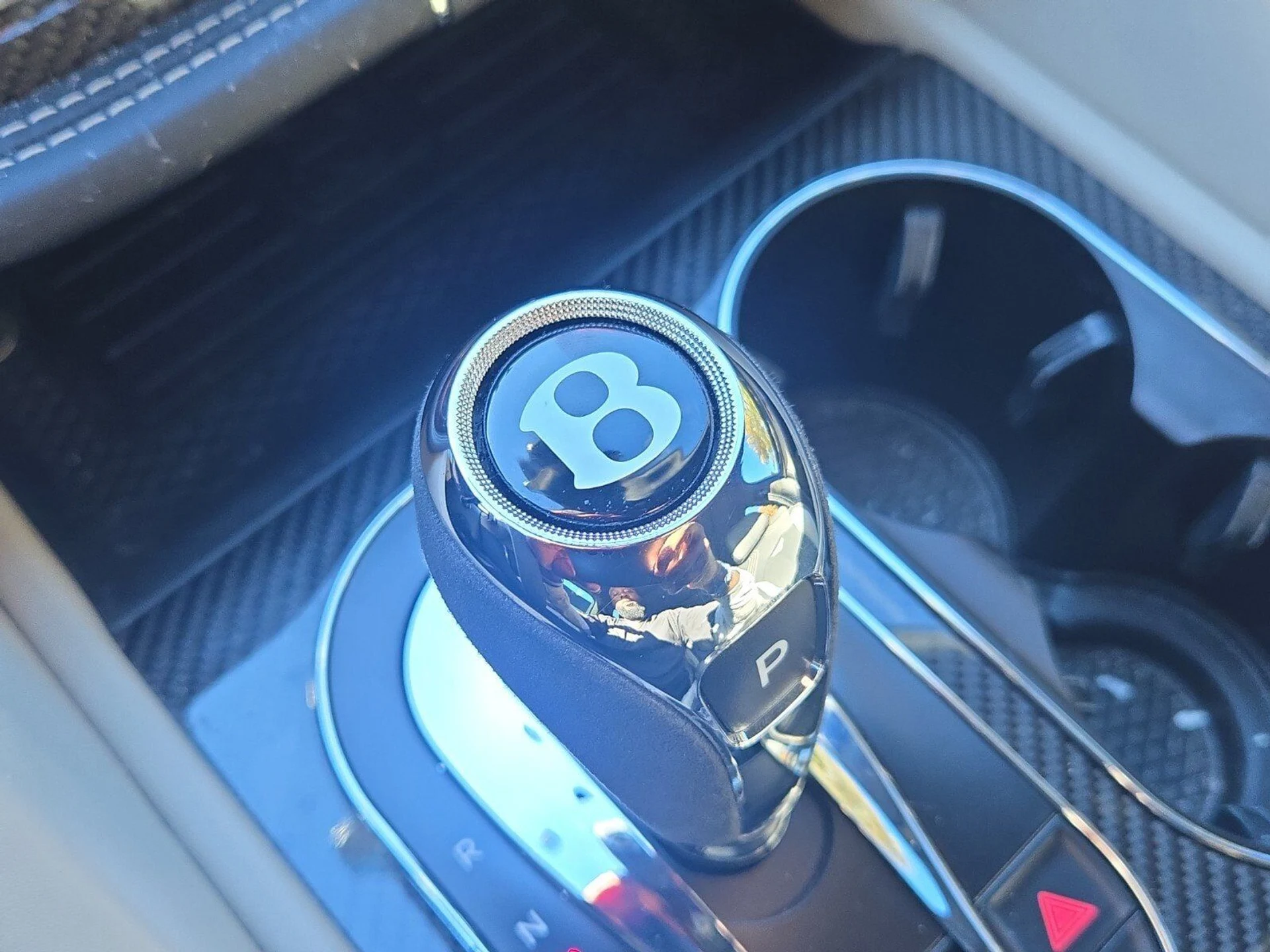 mph041_4250337017_46d4539e523e43365026d83691eaaf1fx_52db3d3a9e