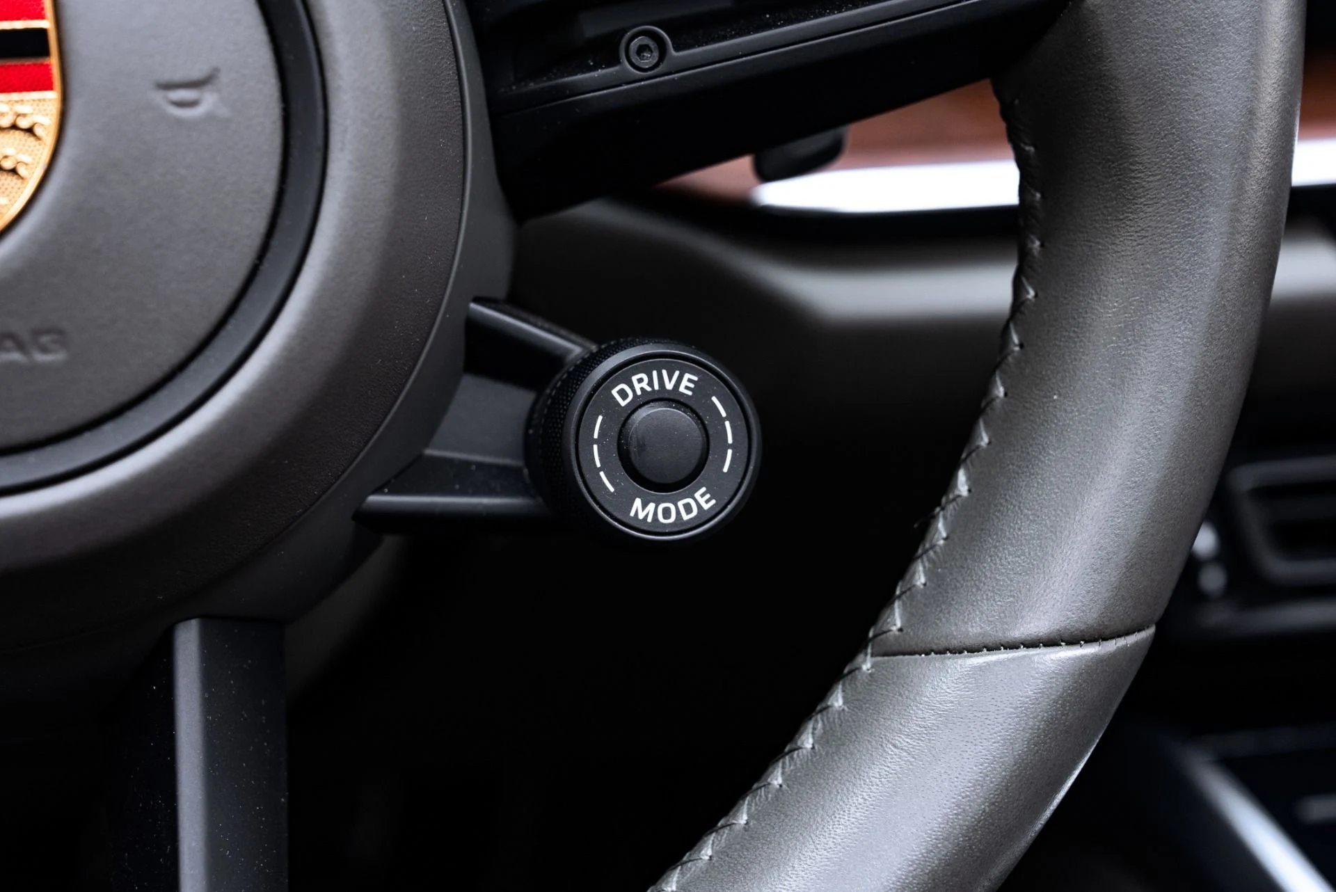 mph041_4252336782_Used_2021_Porsche_911_Turbo_S_1776281059_d57643dbe3