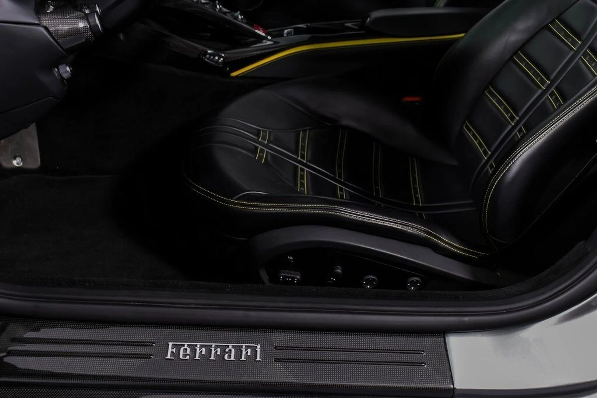 mph041_4262409952_a5dcd13e0e2e613e8d5a197f741ee78ex_dce61c9f25