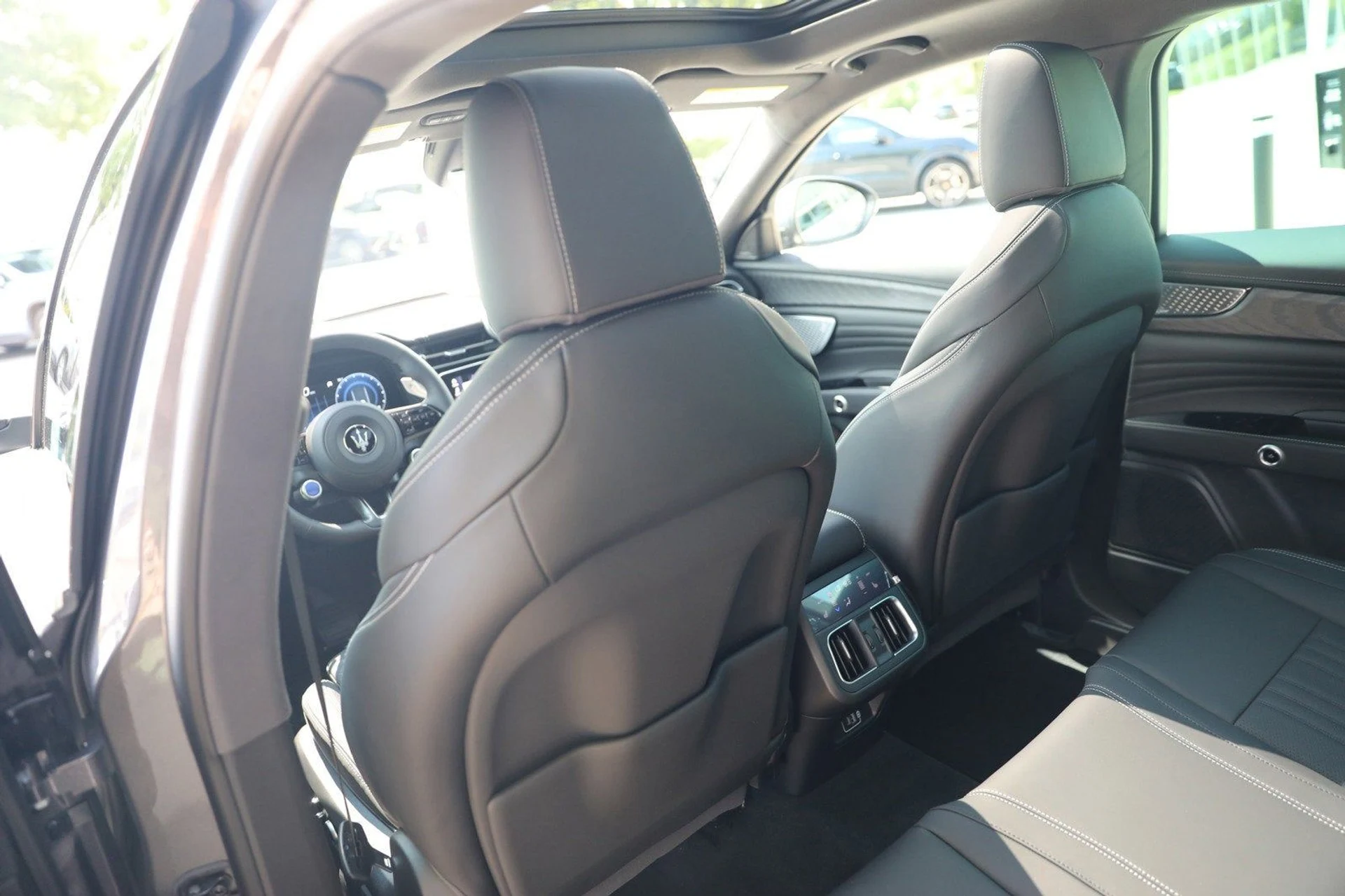 mph041_426337811_ee3ae704cdee44d8aec1243618cf354d_fb3a0b3e24