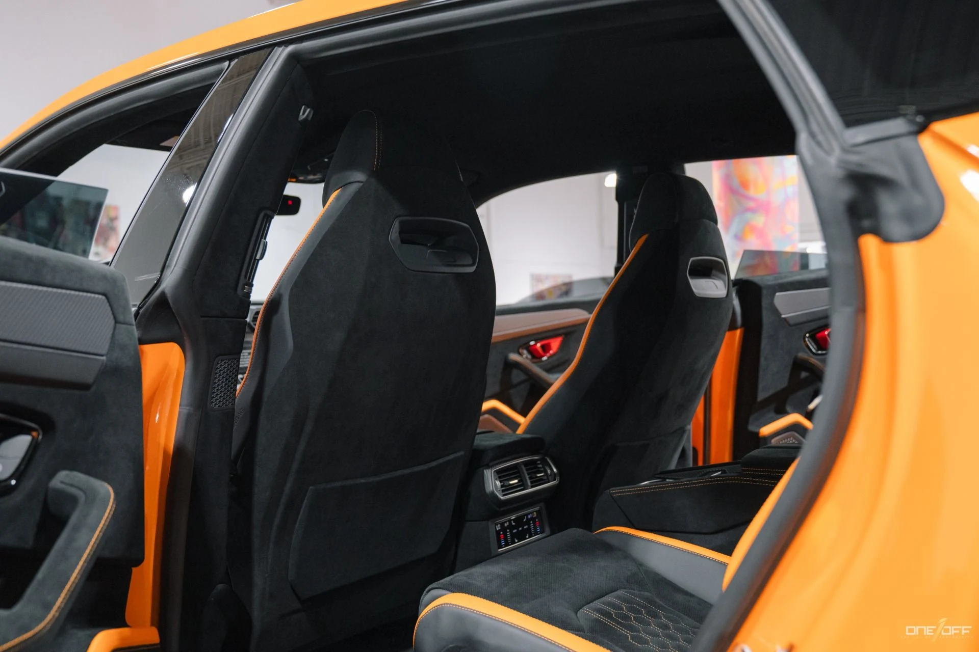 mph041_4267455377_Used_2023_Lamborghini_Urus_Performante_in_Arancio_Borealis_350_K_MSRP_Exposed_Carbon_Hood_1754940398_b59b63ad69