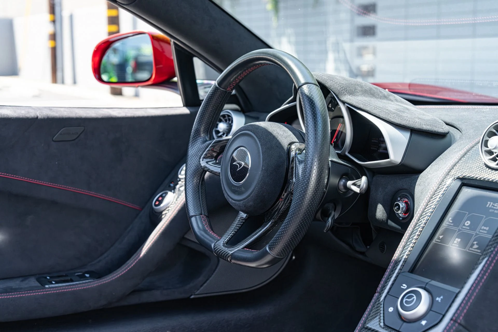 mph041_4274453000_Used_2015_Mc_Laren_650_S_Spider_1754071762_61844bf1a8