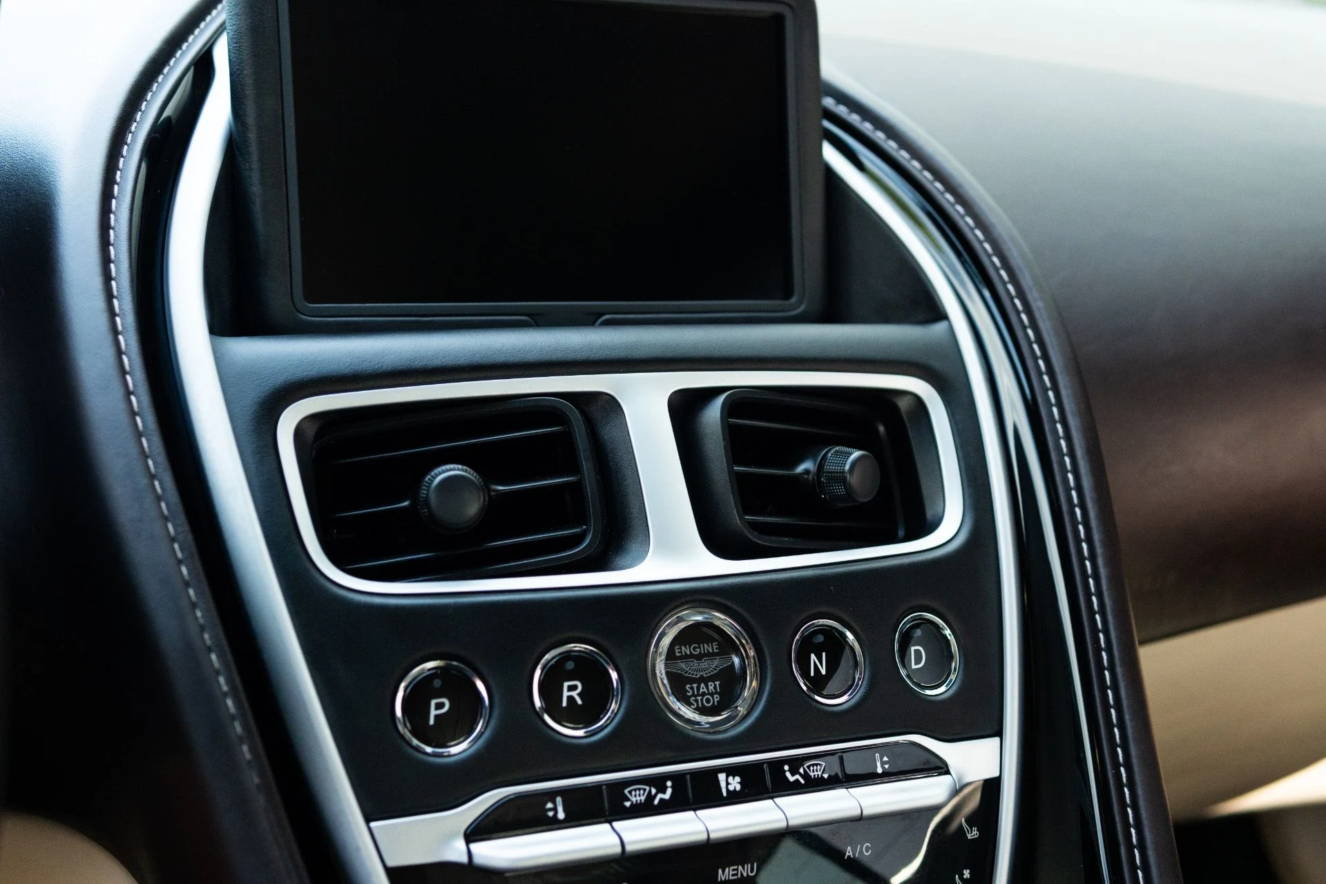 mph041_4279725348_Used_2023_Aston_Martin_DB_11_V8_1765580220_78820d738f