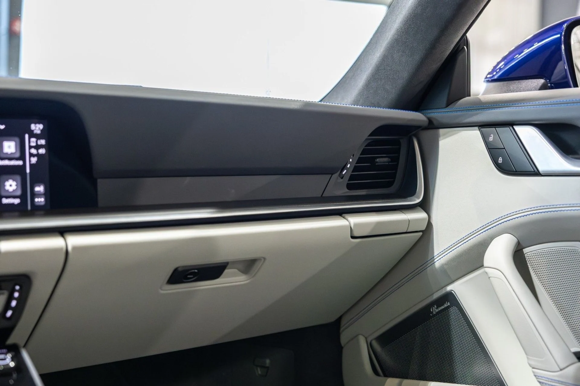 mph041_4284025433_6_Q_01fc98fe1b