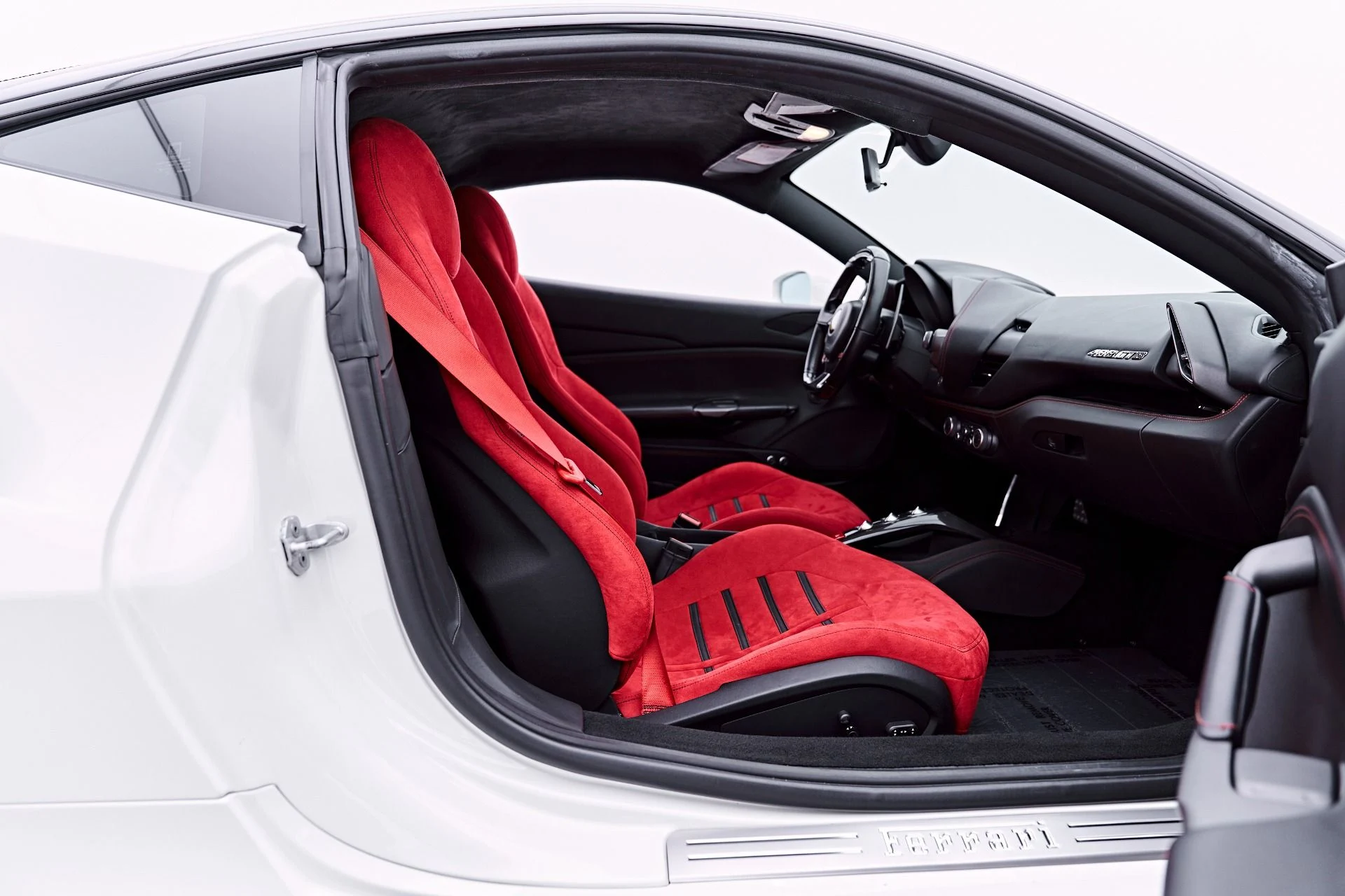 mph041_4290488530_Used_2018_Ferrari_488_GTB_Base_1782869728_026def815a