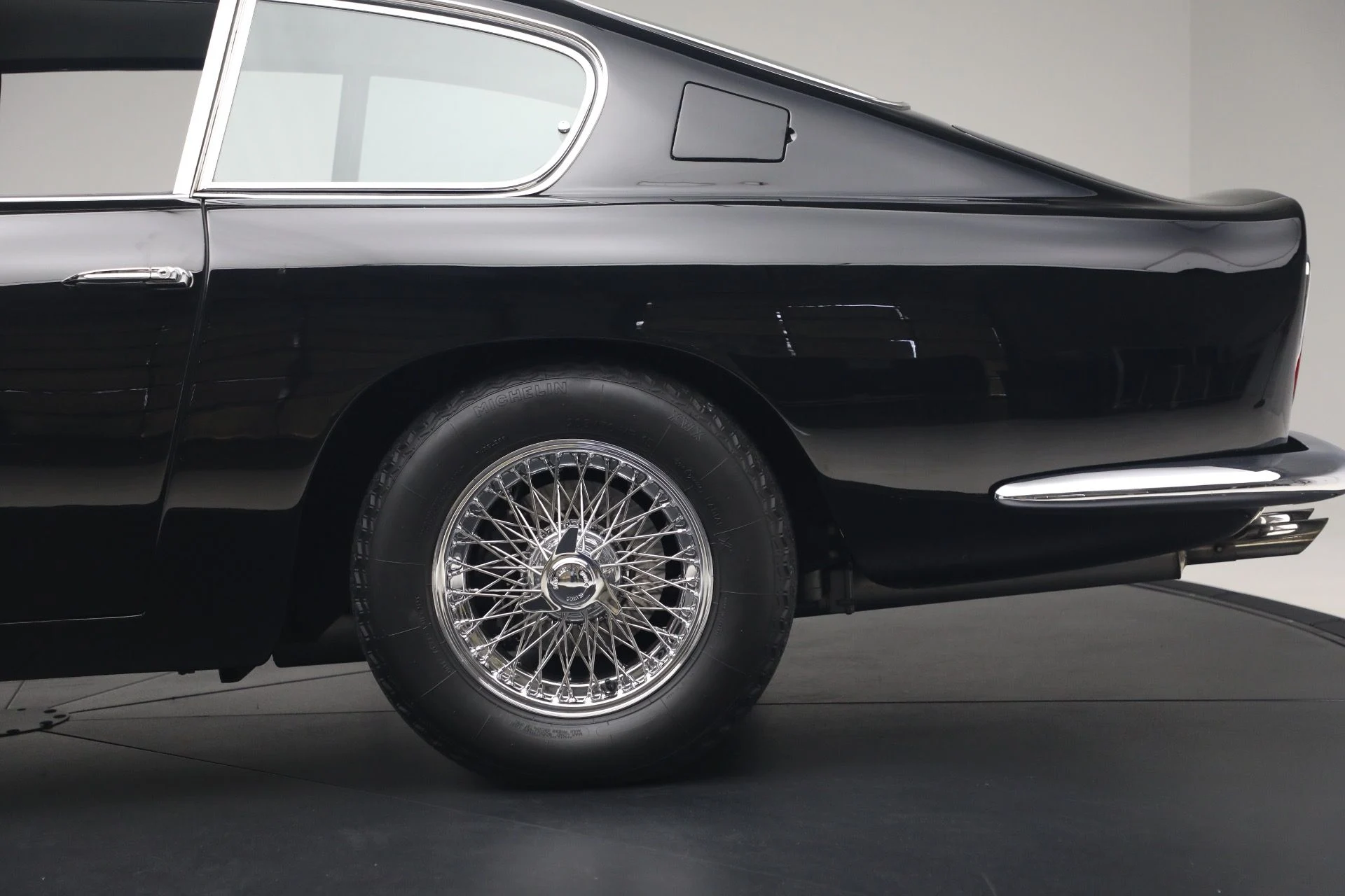 mph041_434455879_Used_1968_Aston_Martin_DB_6_1793123624_7c6ffe8335
