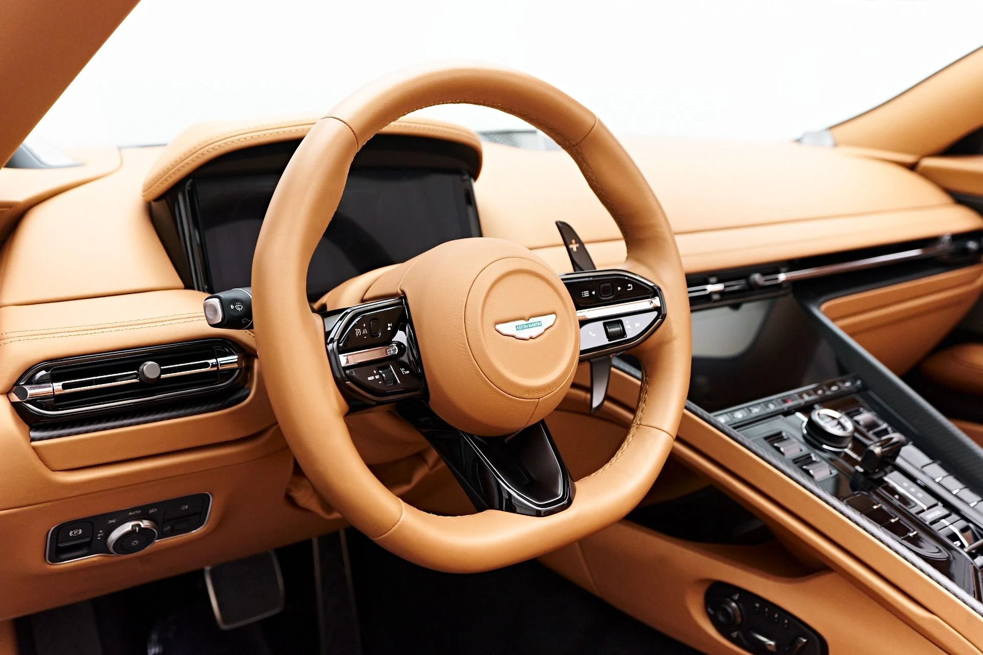 mph041_441103205_Used_2024_Aston_Martin_DB_12_Volante_1731606794_e1fee69bf8